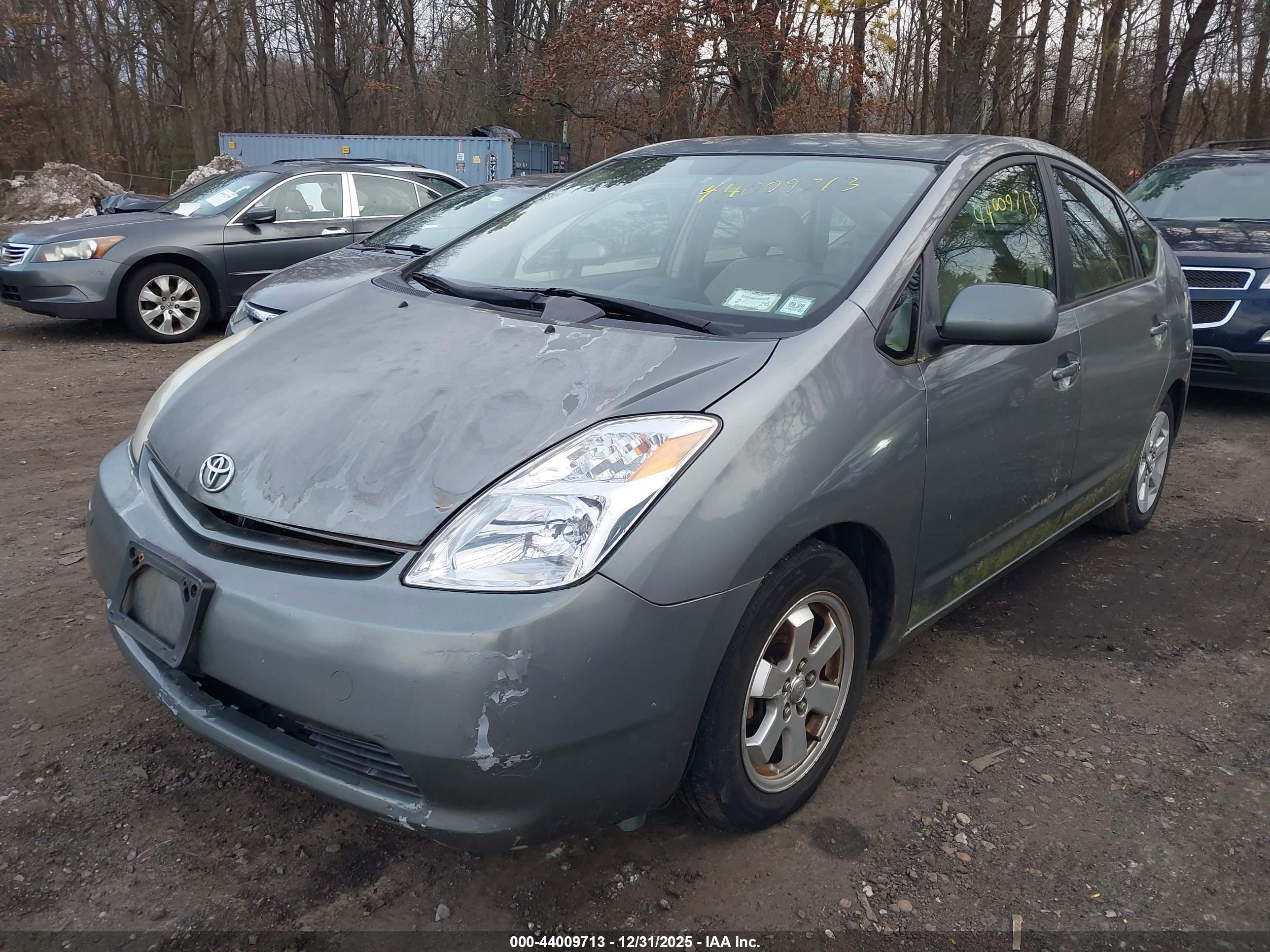 TOYOTA PRIUS image 6