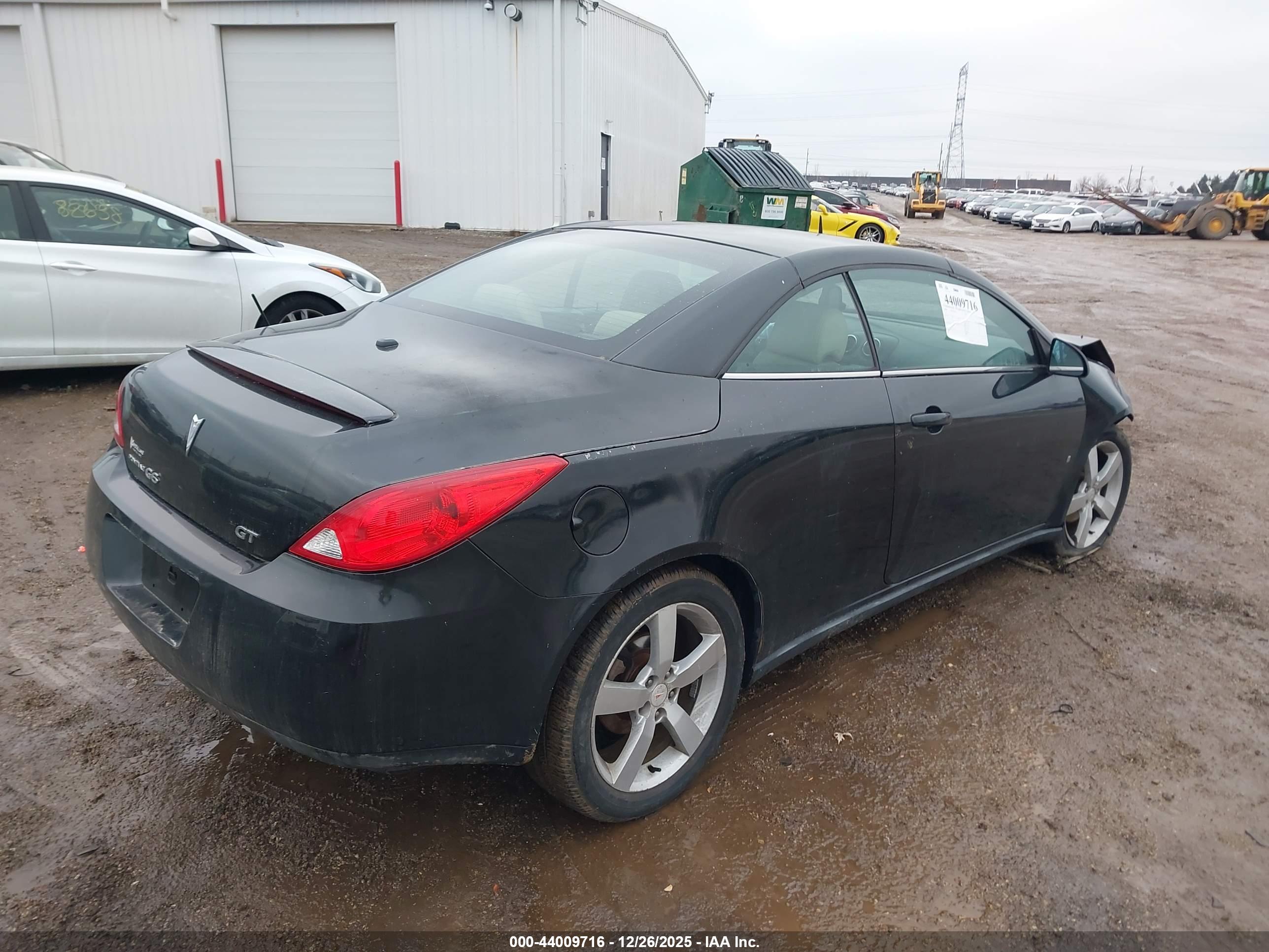 PONTIAC G6 image 4