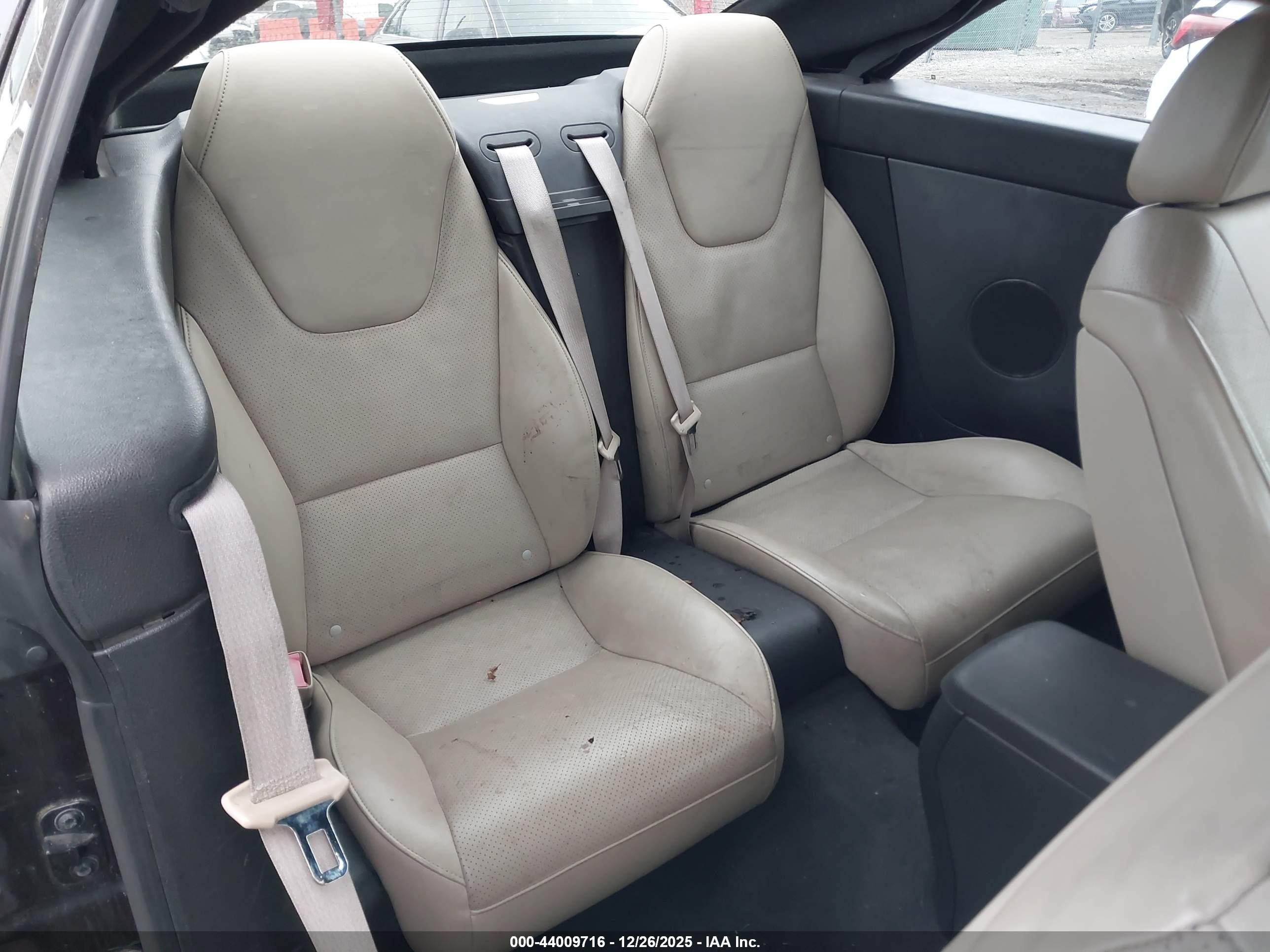 PONTIAC G6 image 8