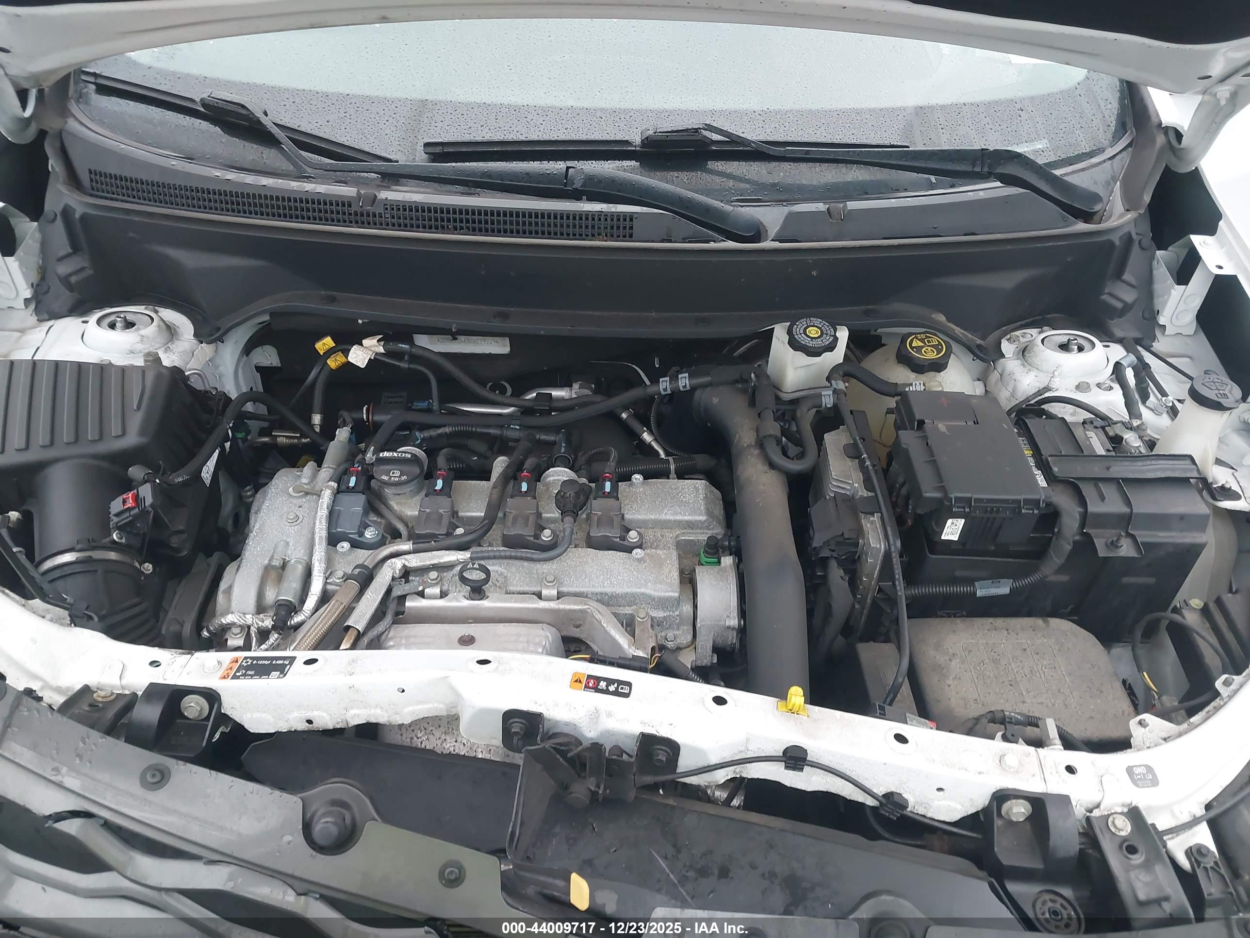 CHEVROLET EQUINOX image 10