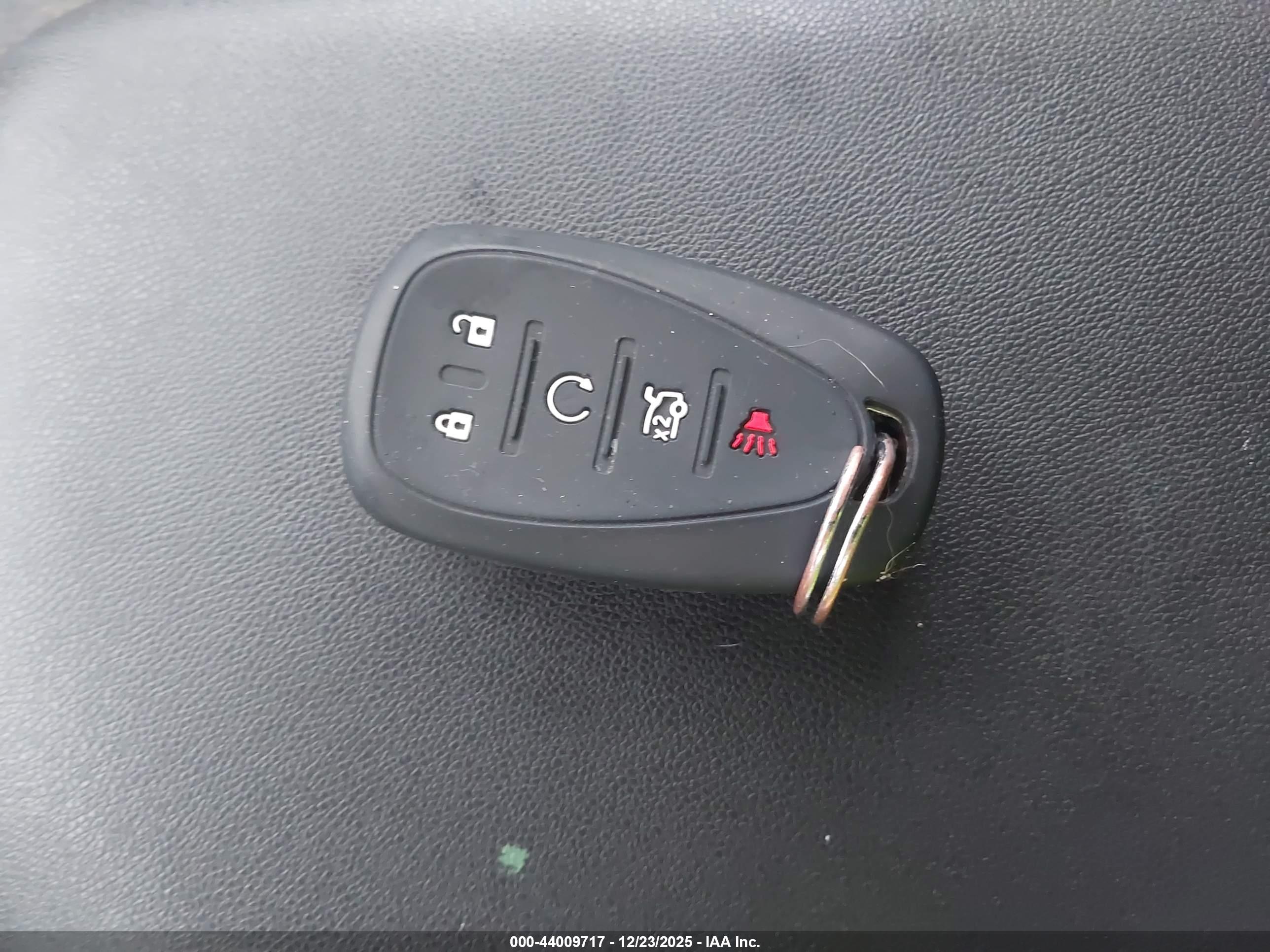 CHEVROLET EQUINOX image 11