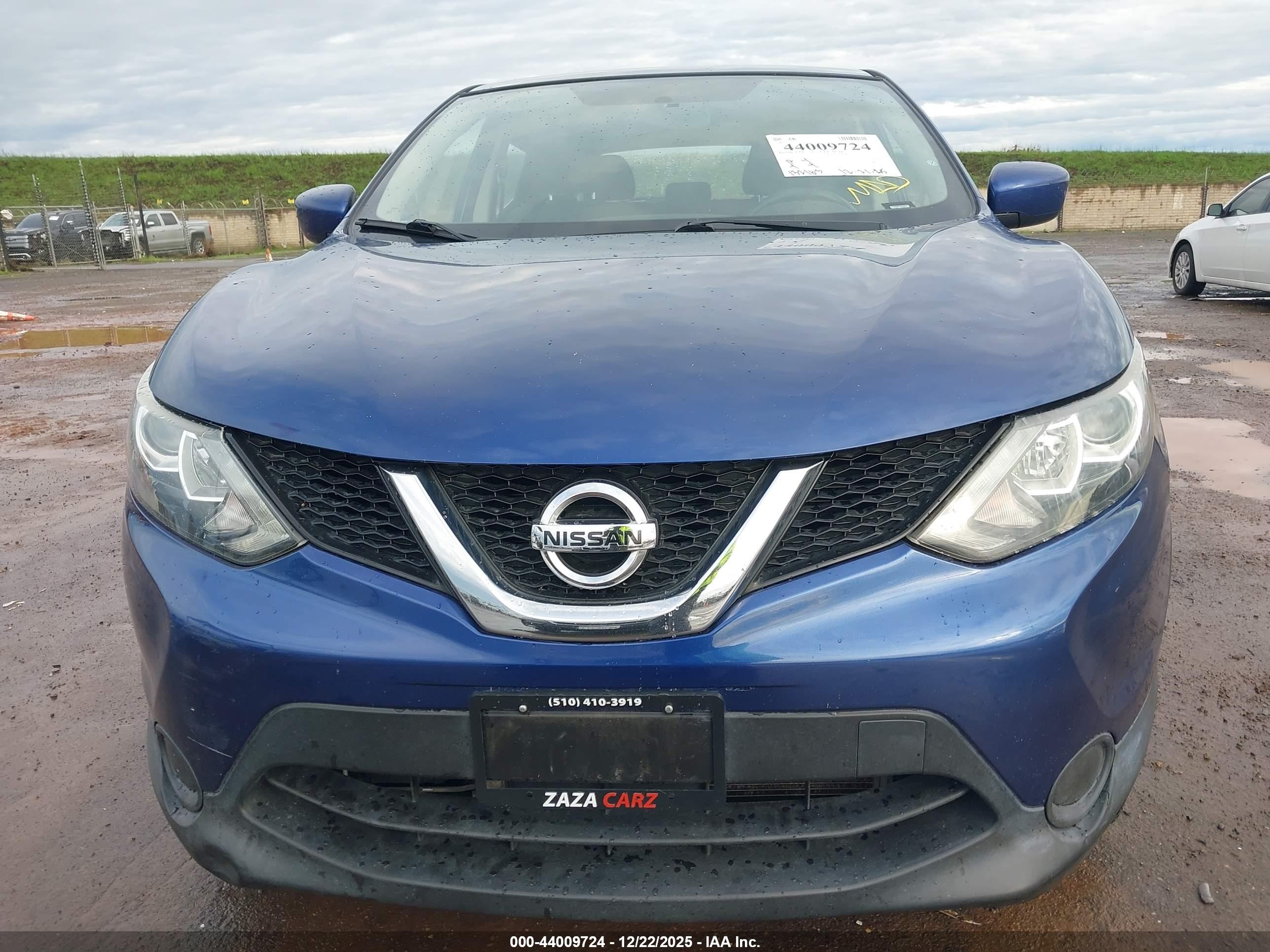 NISSAN ROGUE image 6