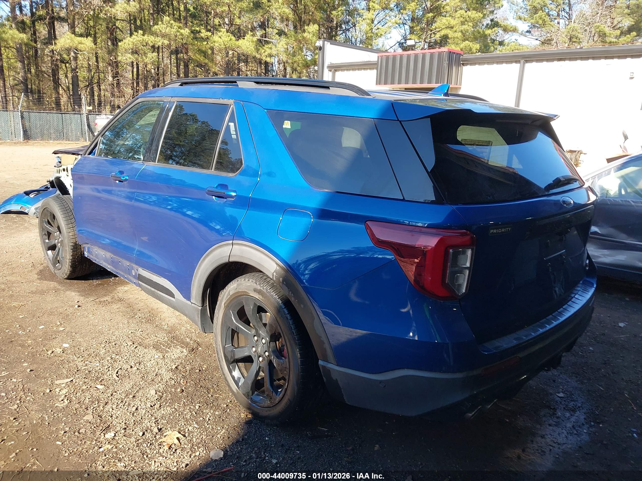 FORD EXPLORER image 3