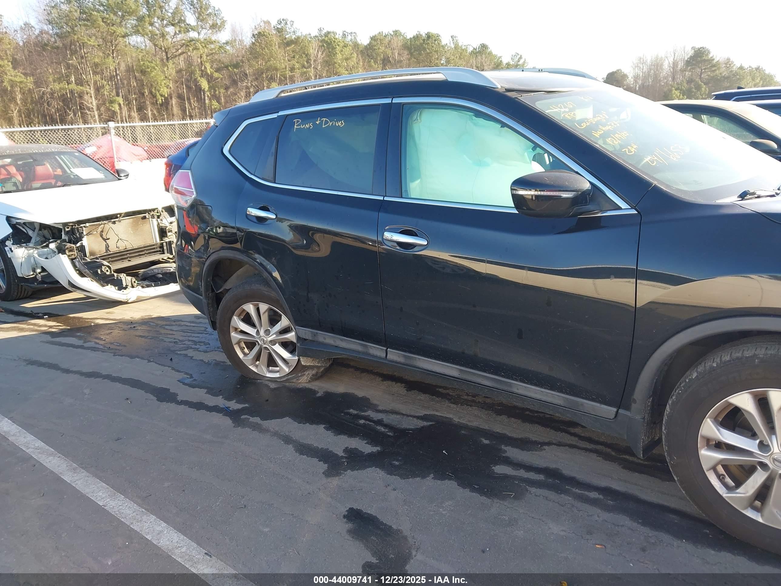 NISSAN ROGUE image 6