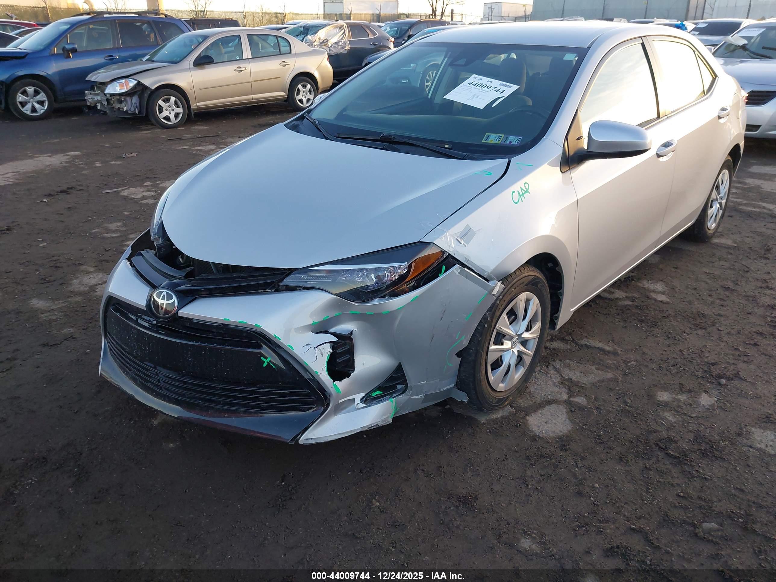 TOYOTA COROLLA image 6