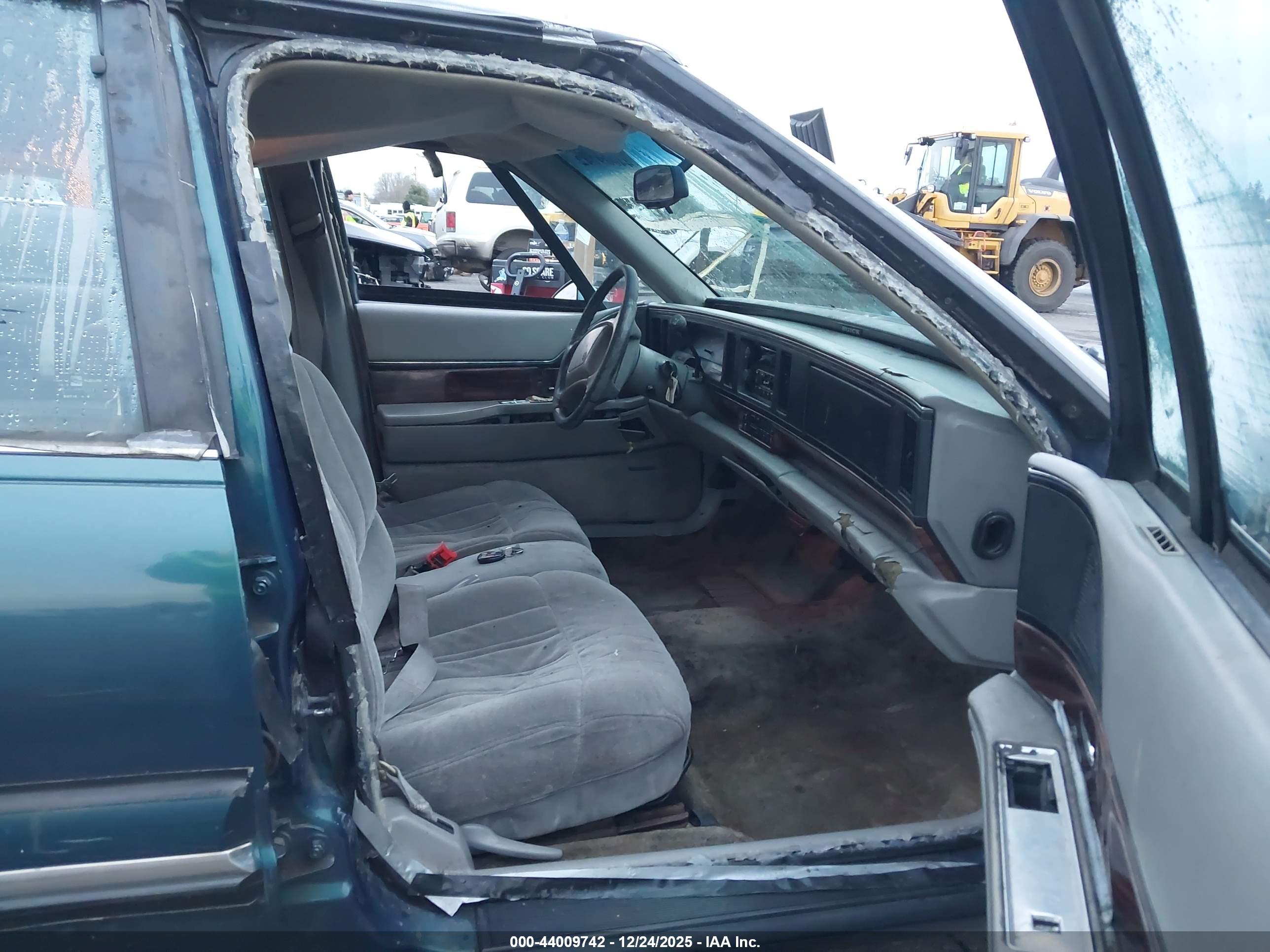 BUICK LESABRE image 5