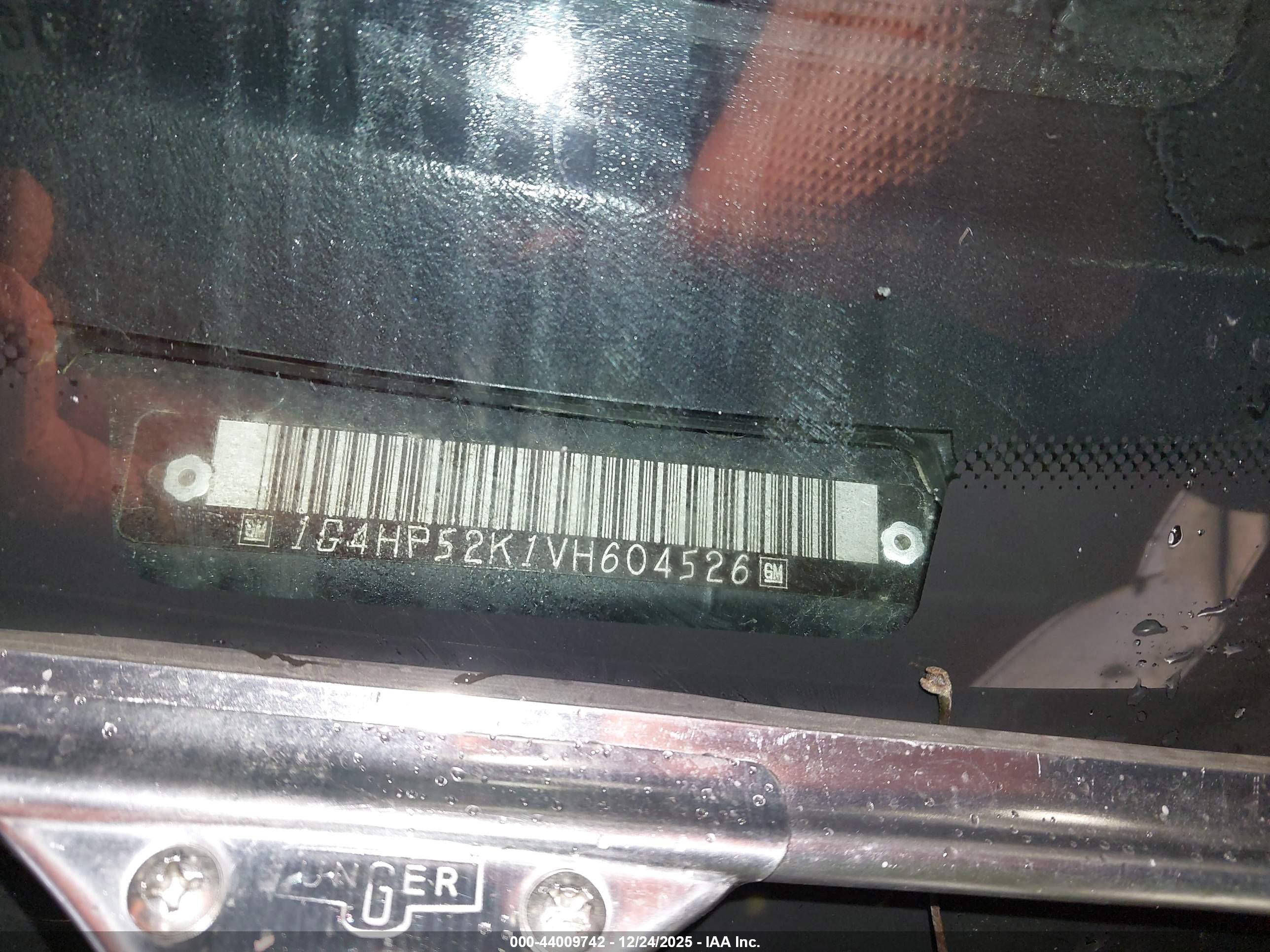 BUICK LESABRE image 9