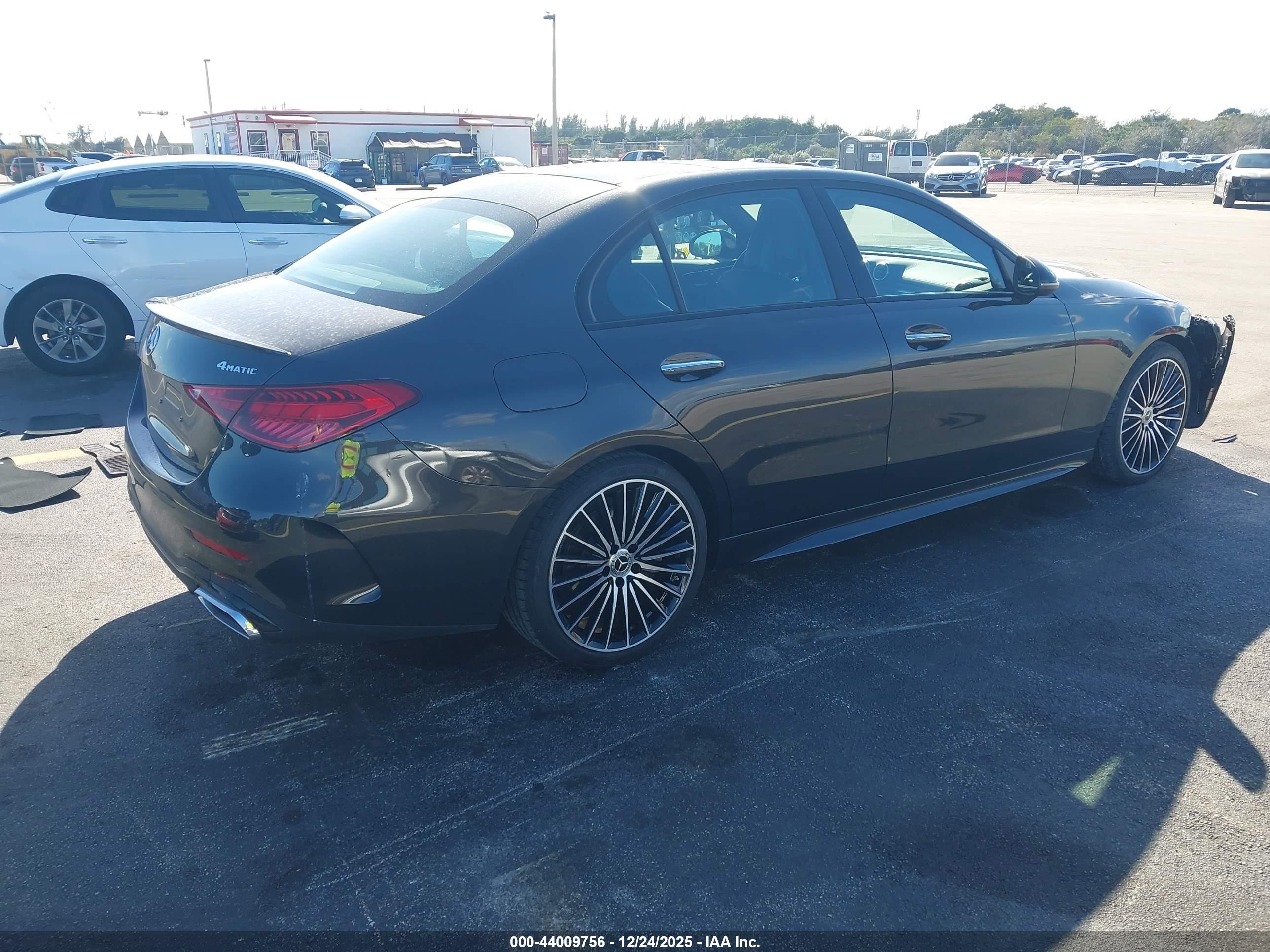 MERCEDES-BENZ C image 4