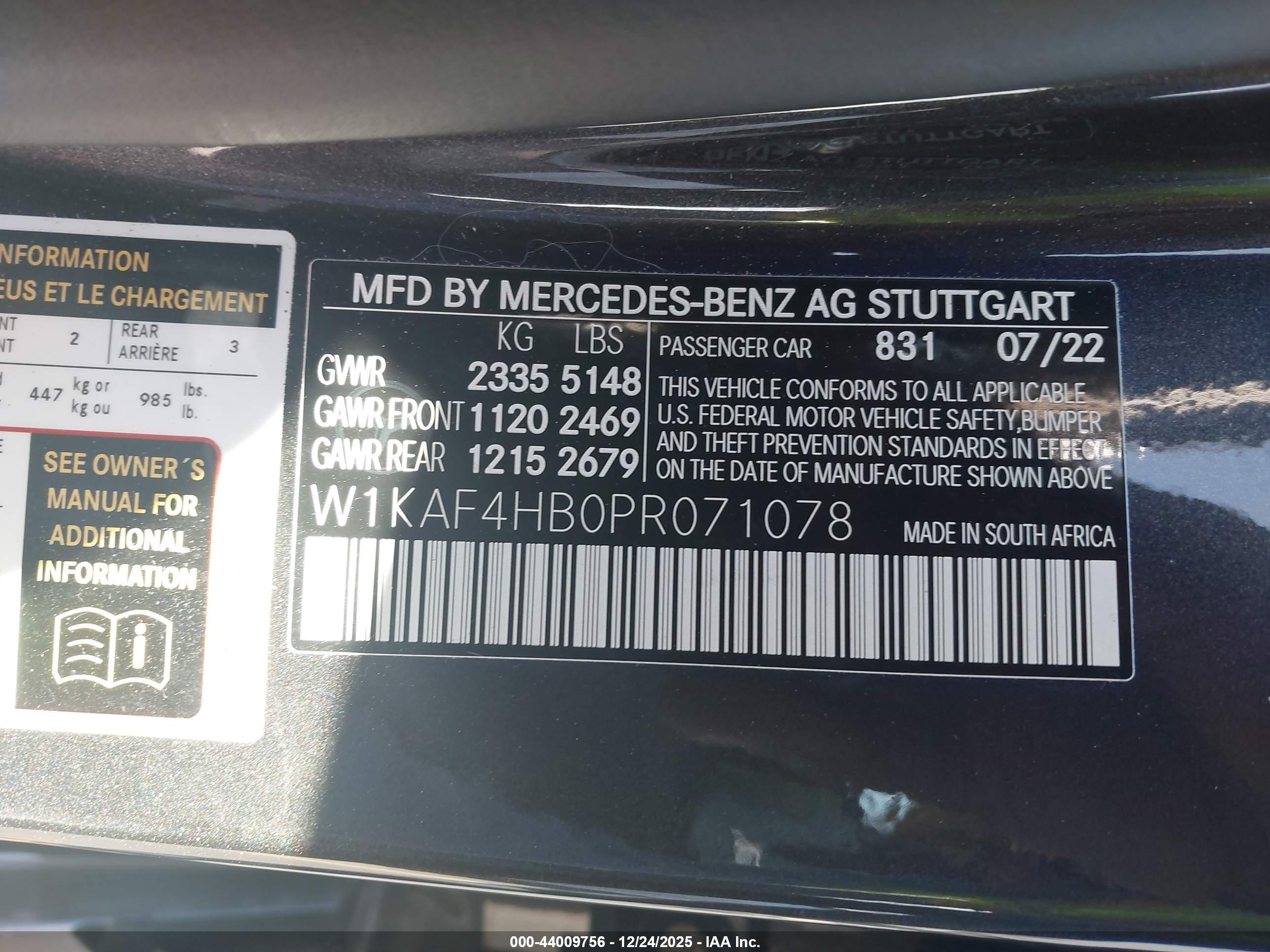 MERCEDES-BENZ C image 9