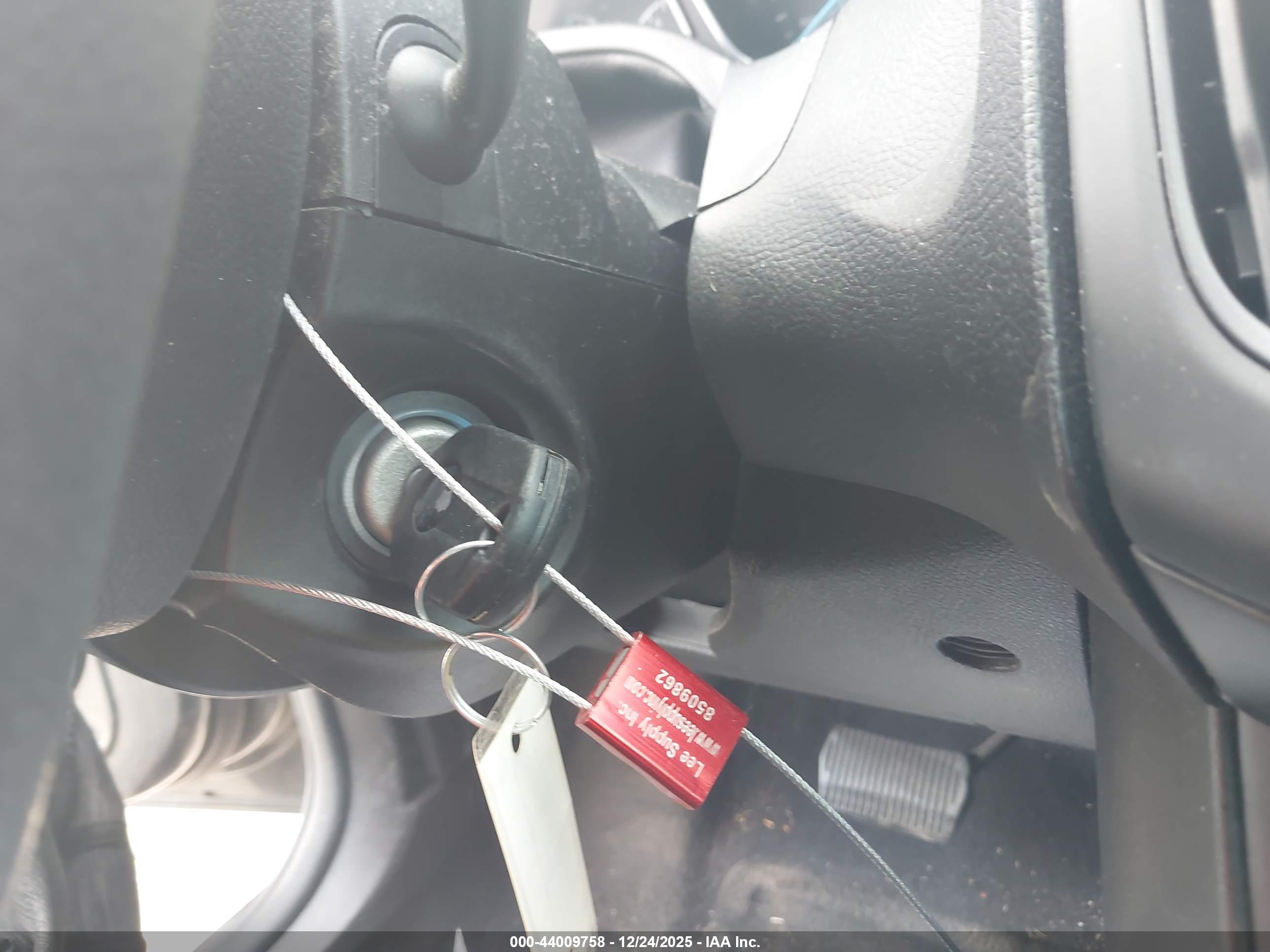 FORD FOCUS image 11