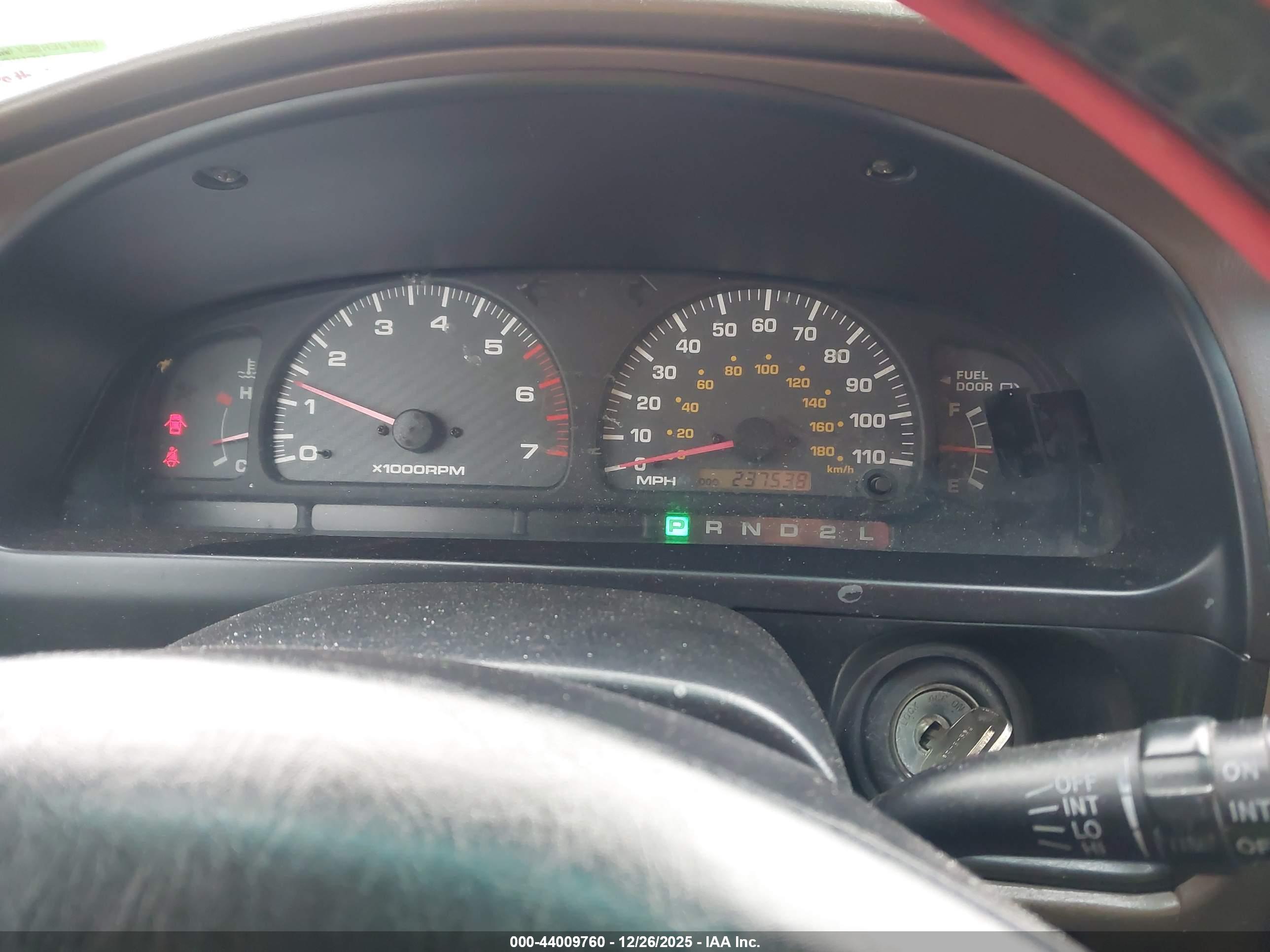 TOYOTA 4RUNNER image 7