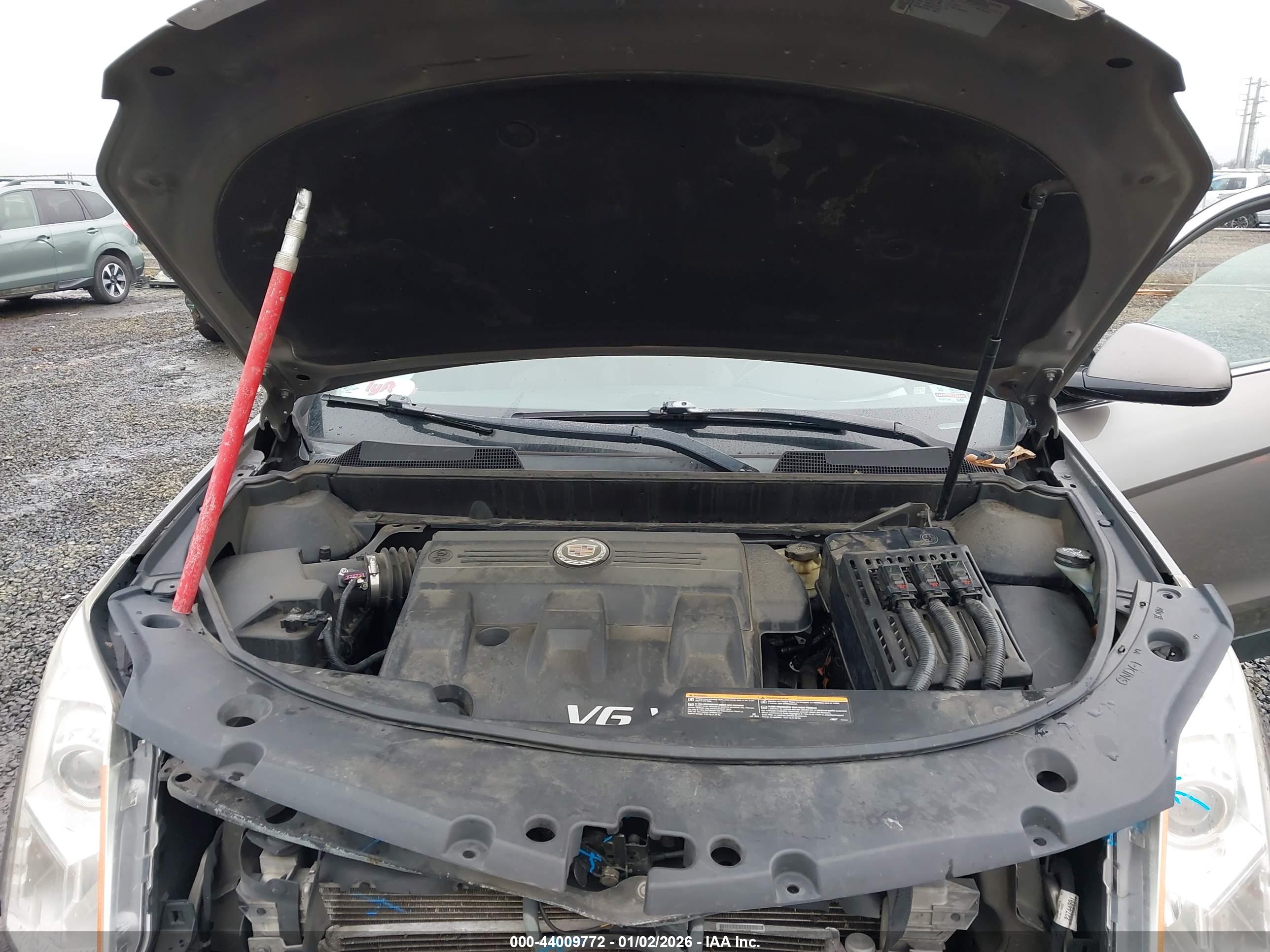CADILLAC SRX image 10