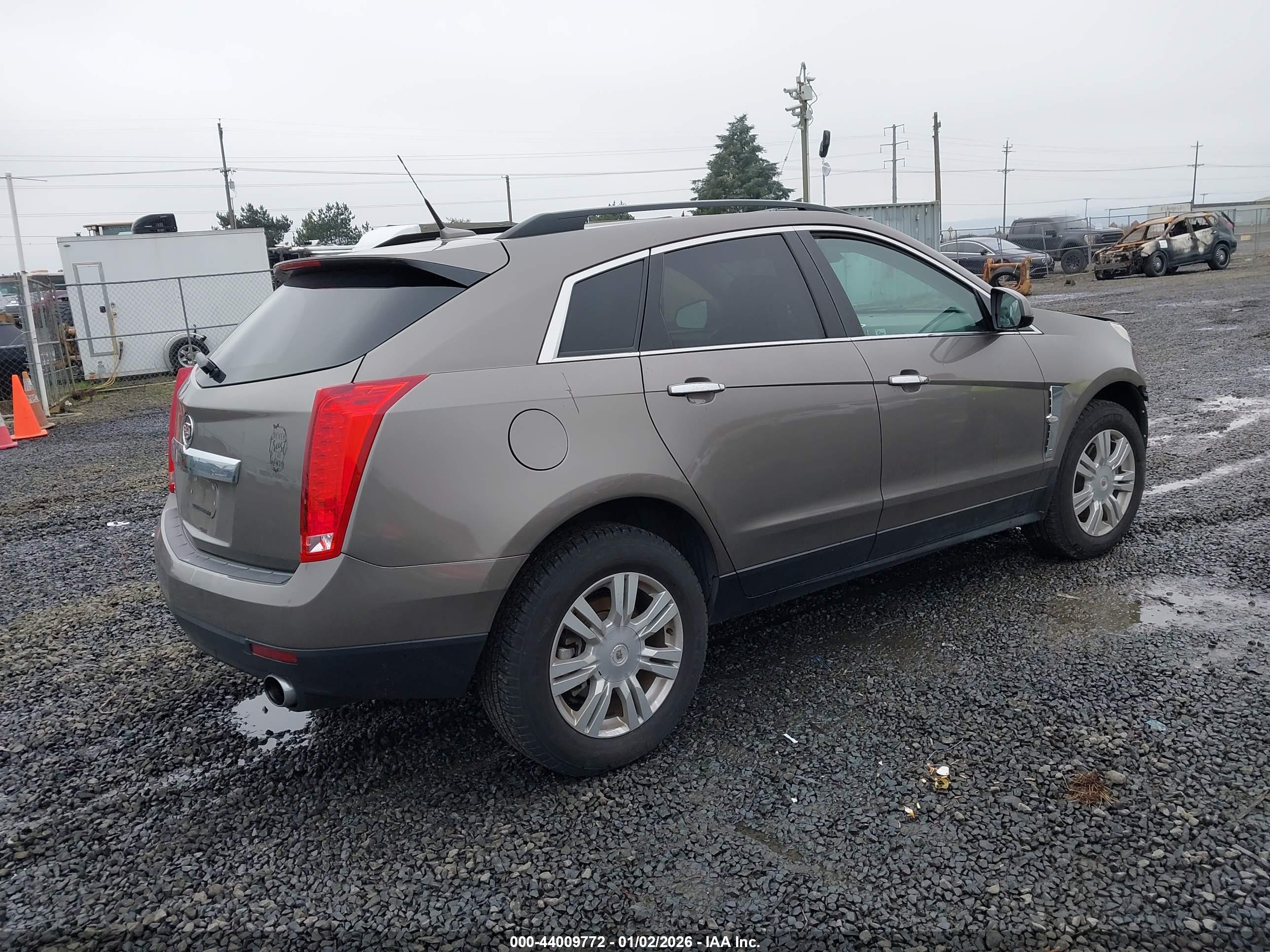 CADILLAC SRX image 4
