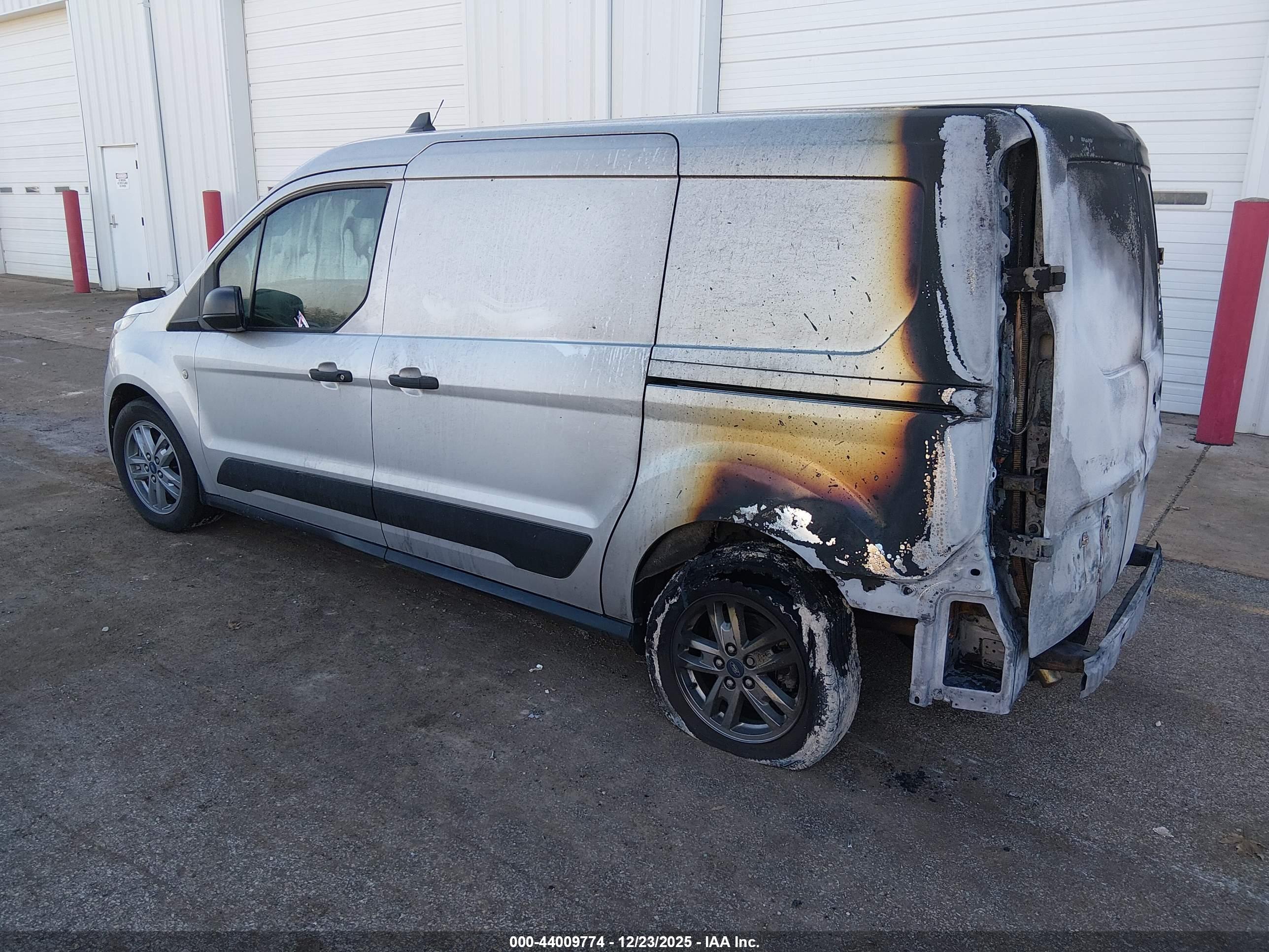 FORD TRANSIT image 3