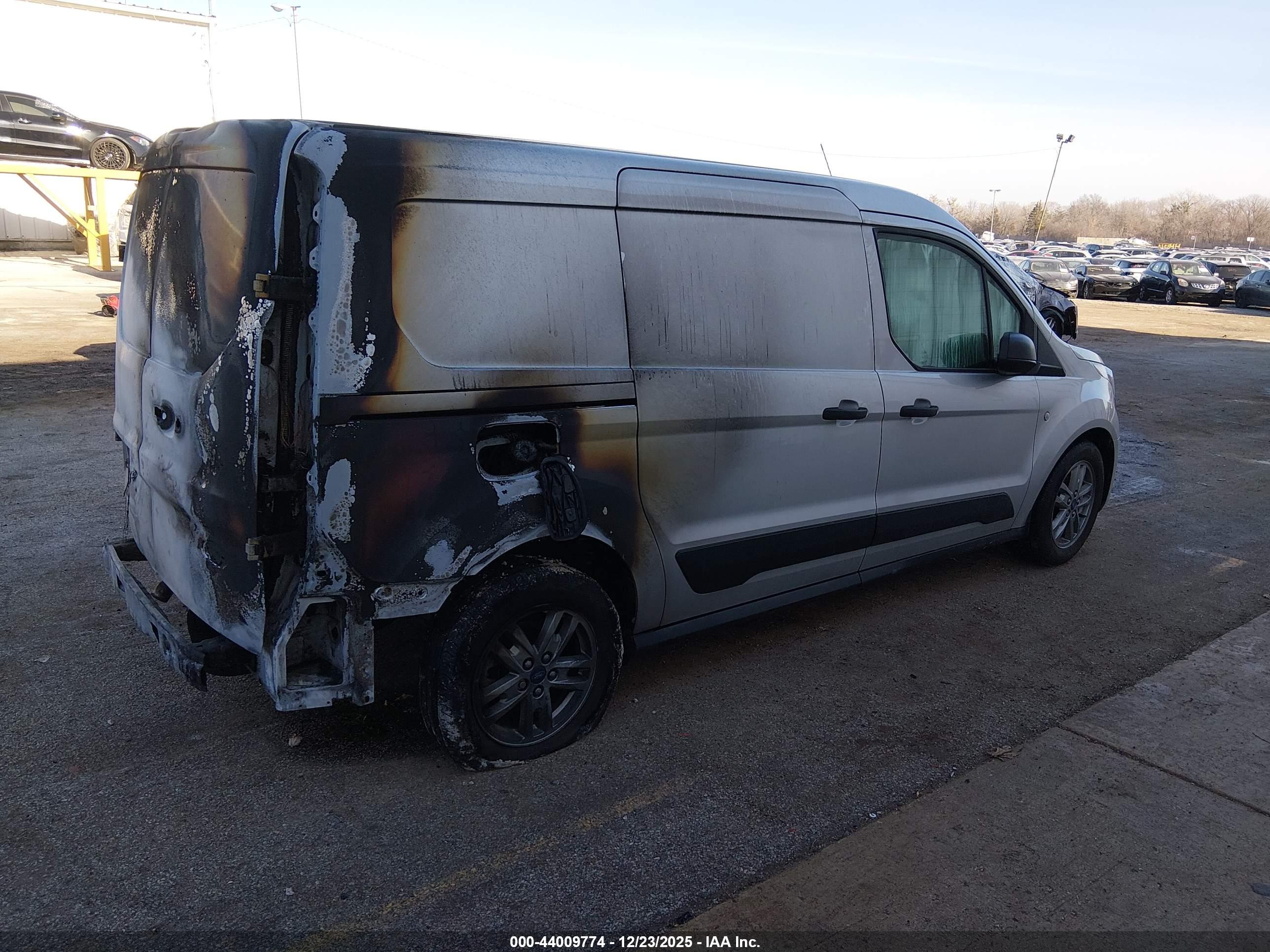 FORD TRANSIT image 4