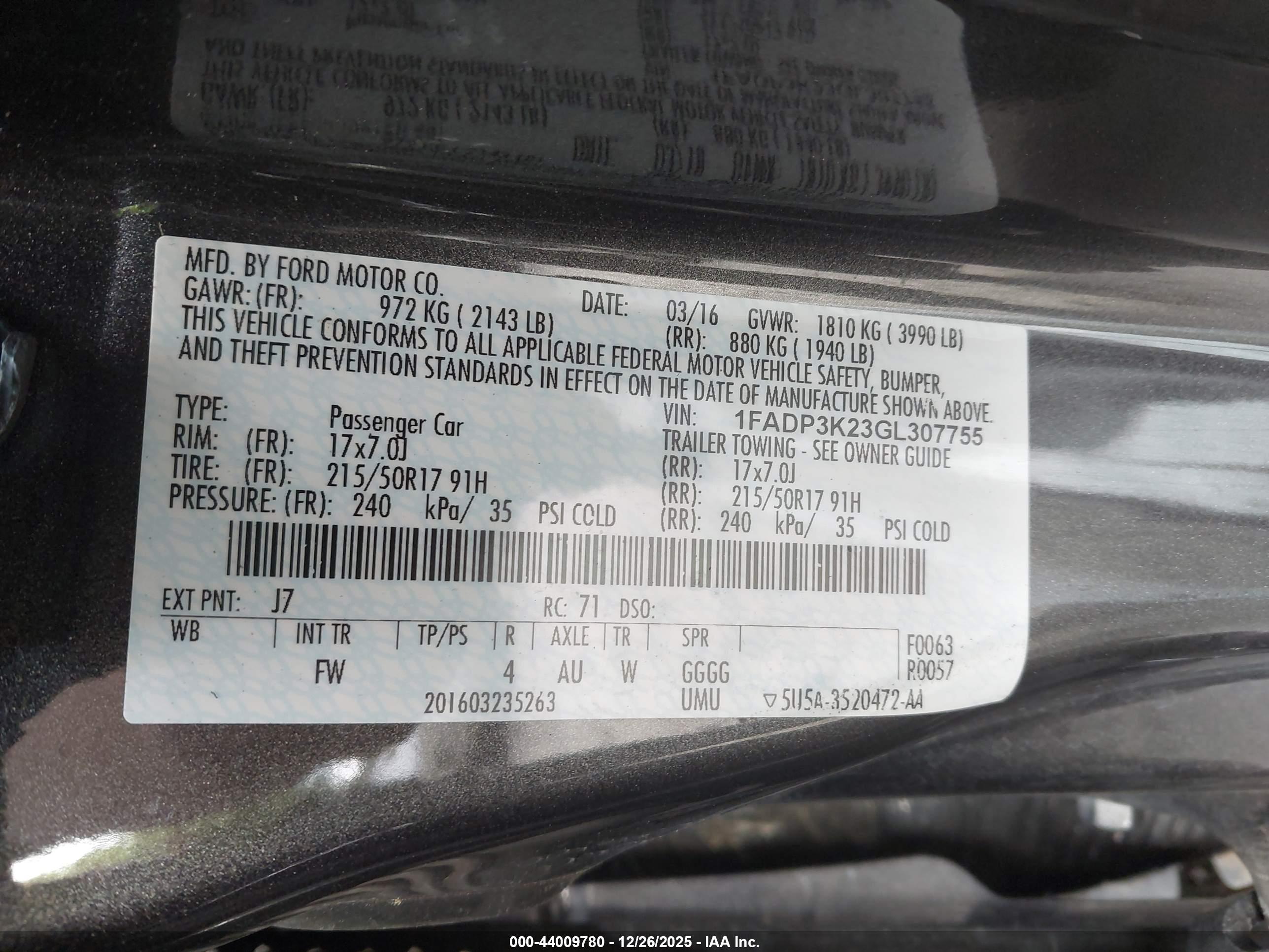 FORD FOCUS image 9