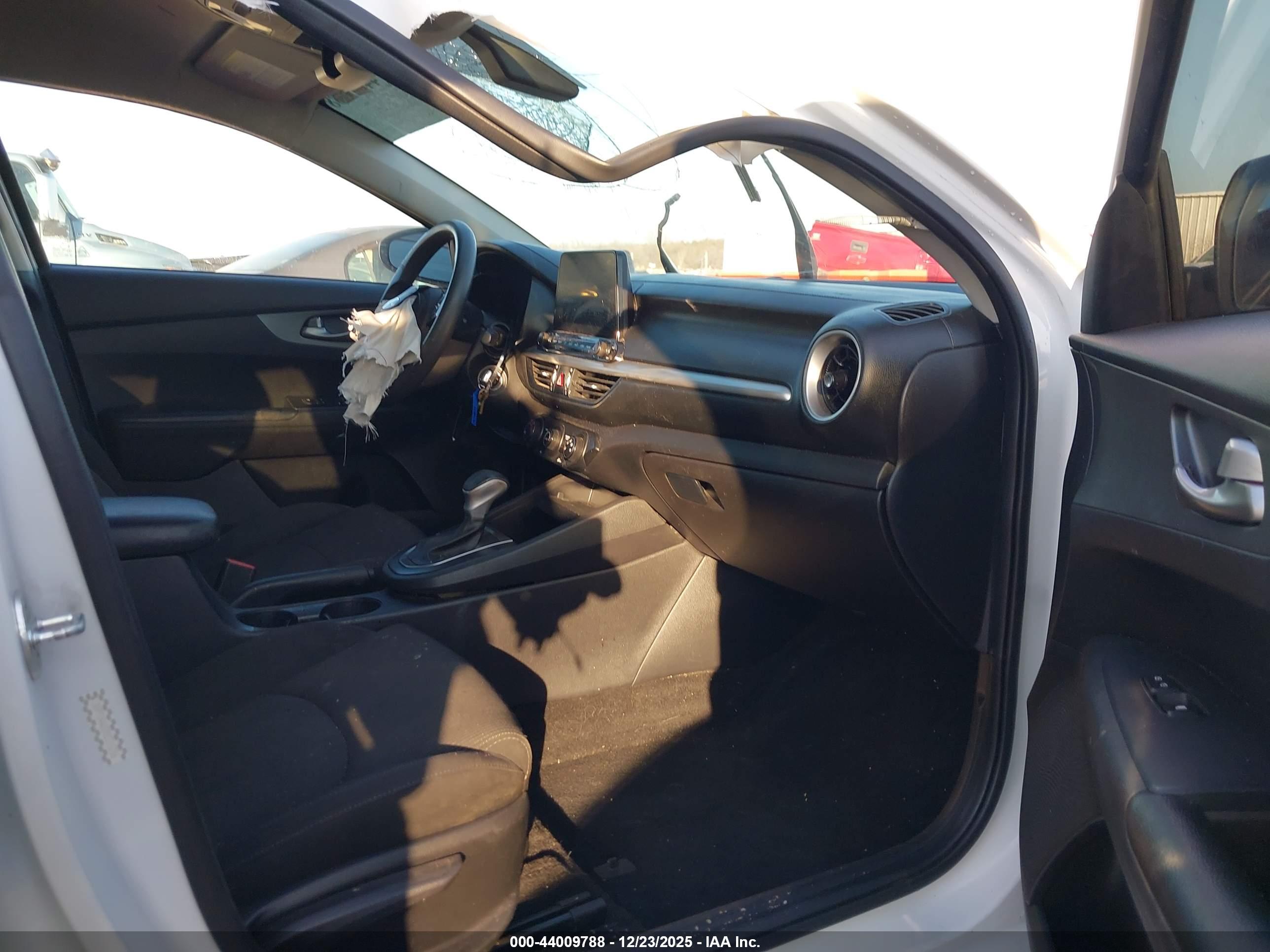 KIA FORTE image 5