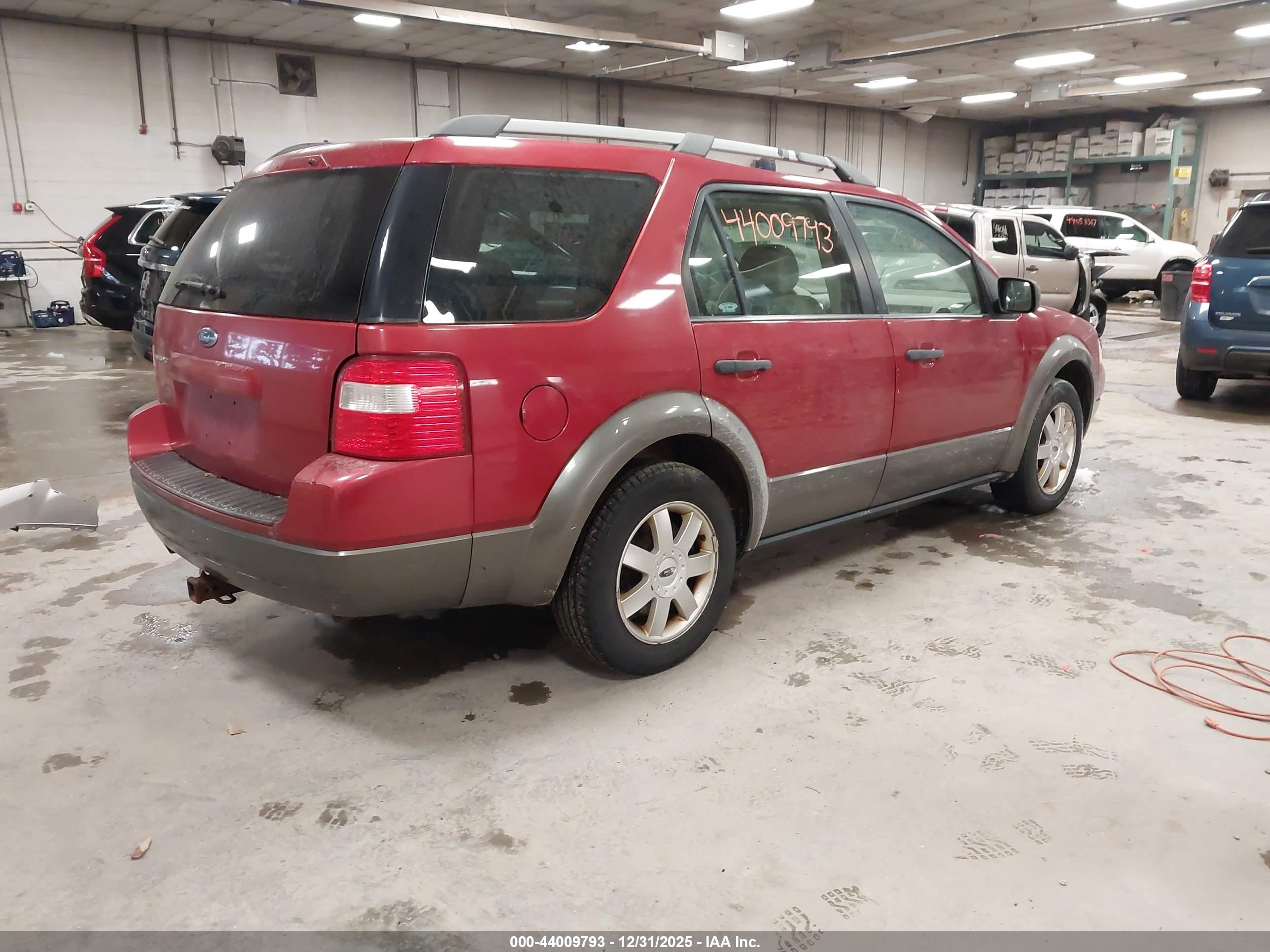 FORD FREESTYLE image 4
