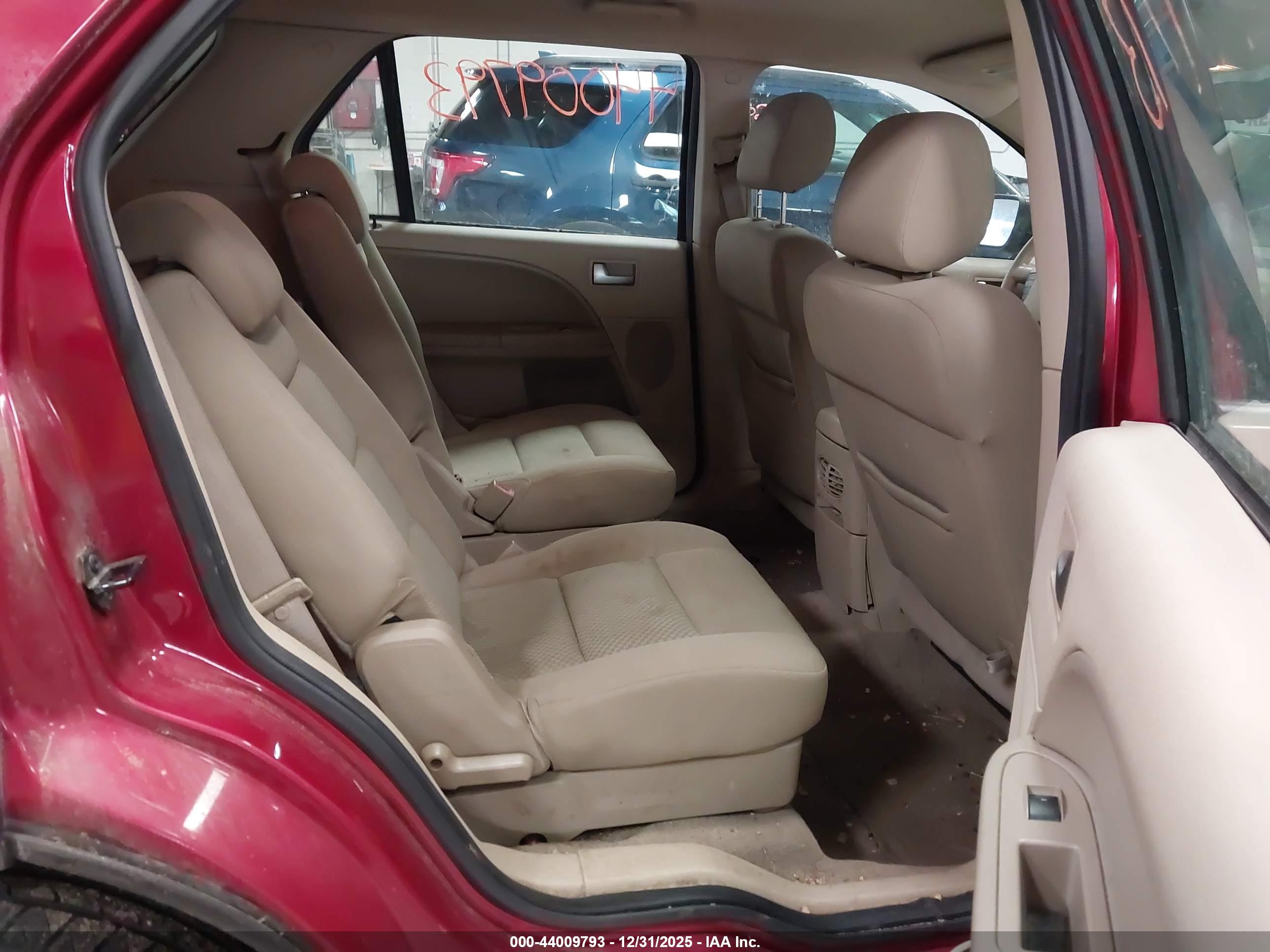 FORD FREESTYLE image 8
