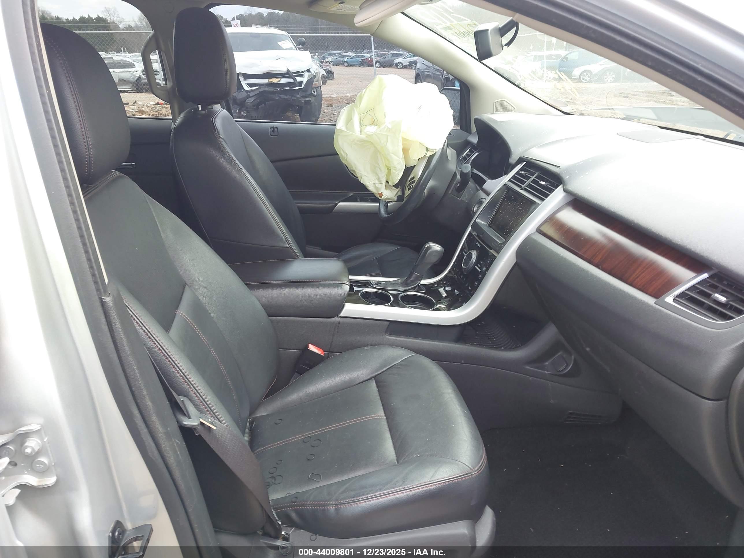 FORD EDGE image 5