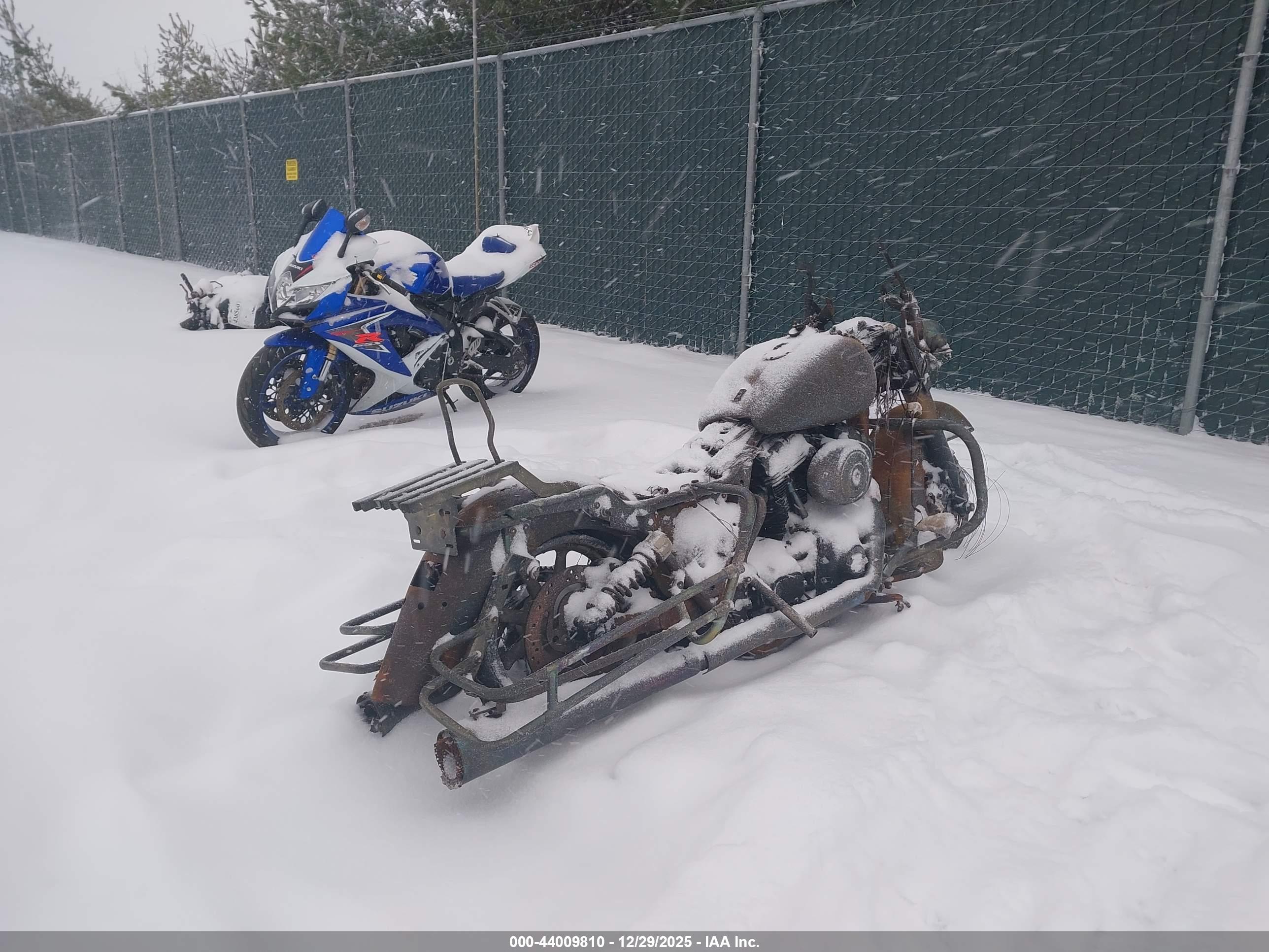 HARLEY-DAVIDSON FLHTCUI image 4