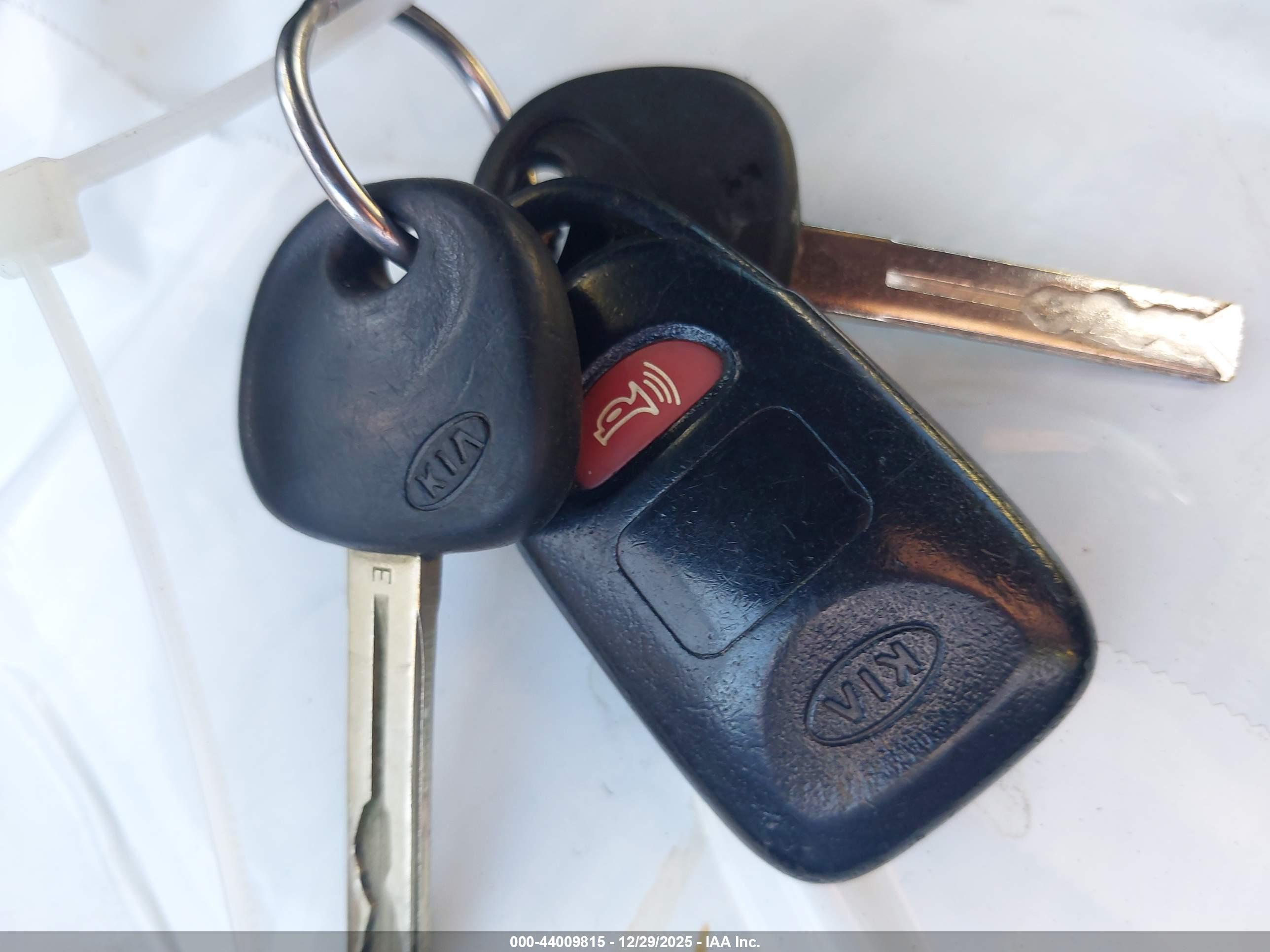 KIA OPTIMA image 11