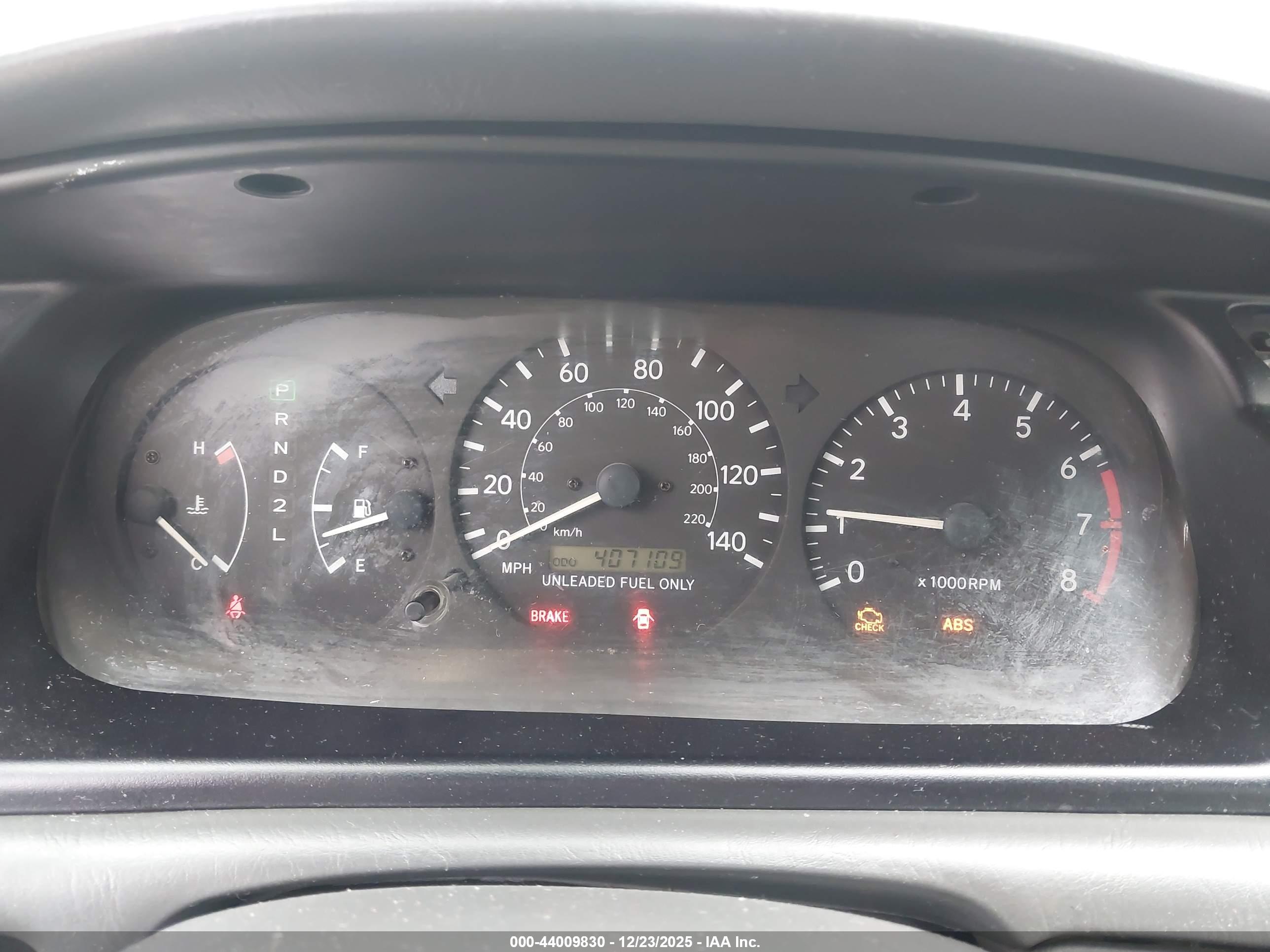 TOYOTA CAMRY image 7