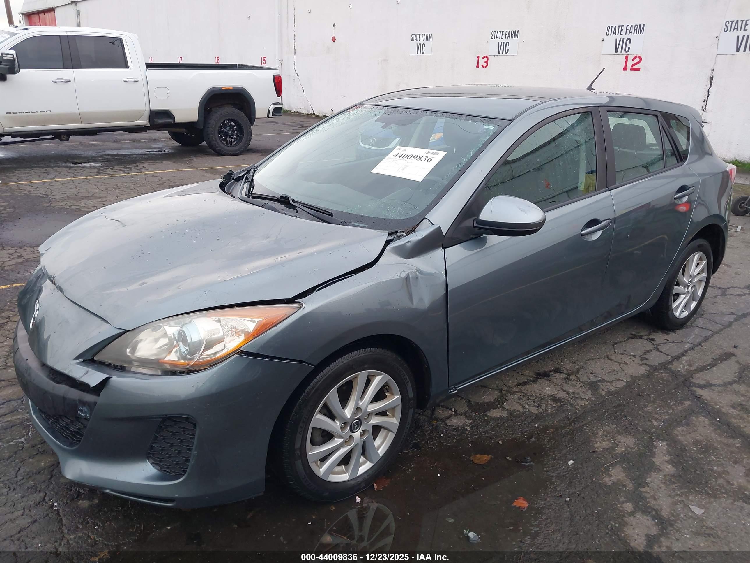 MAZDA MAZDA3 image 6