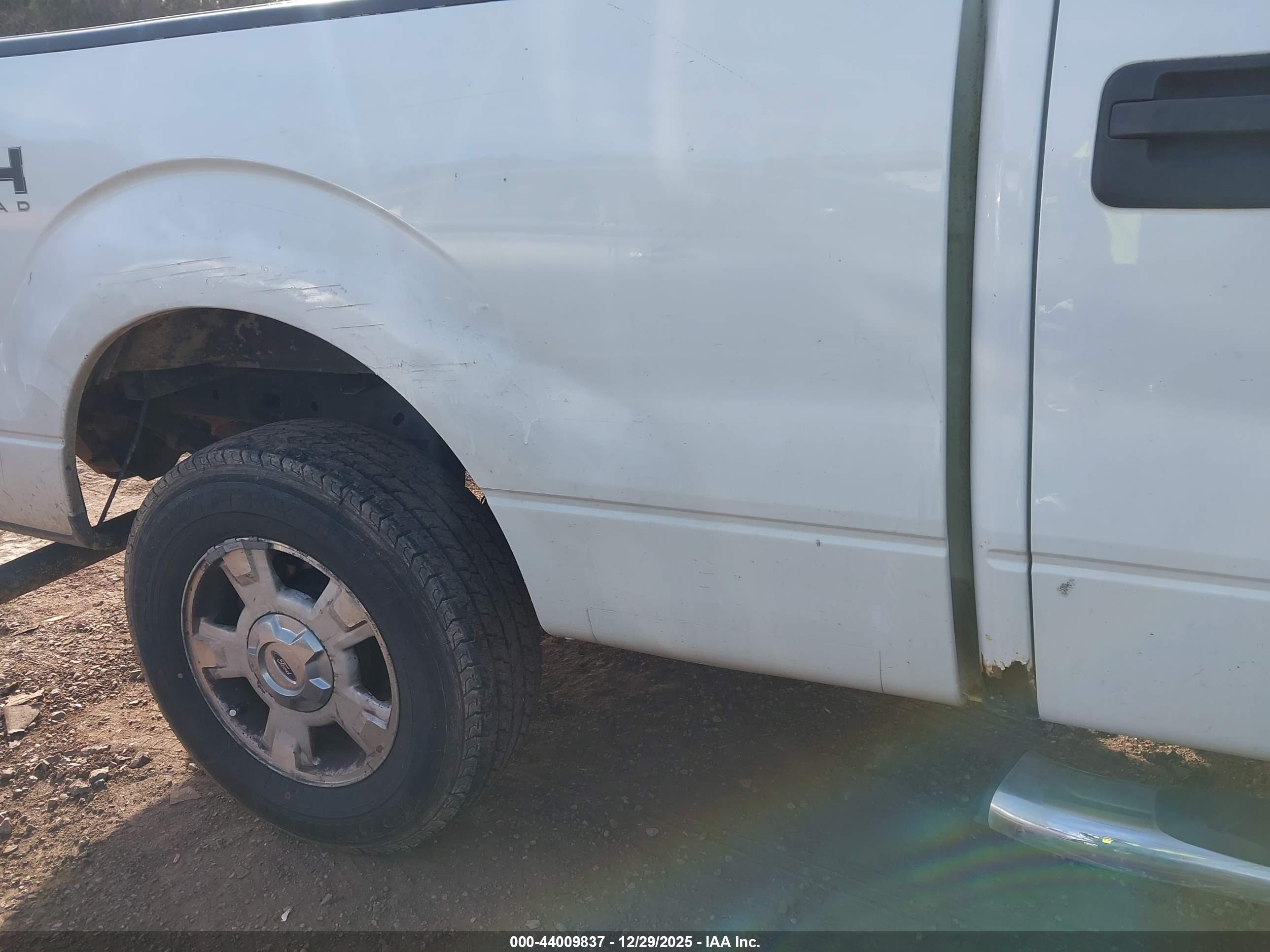 FORD F-150 image 6