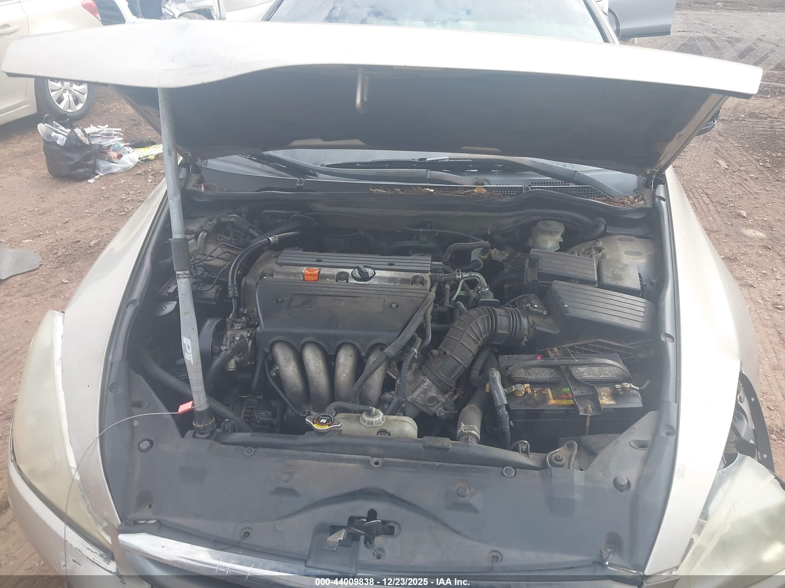 HONDA ACCORD image 10