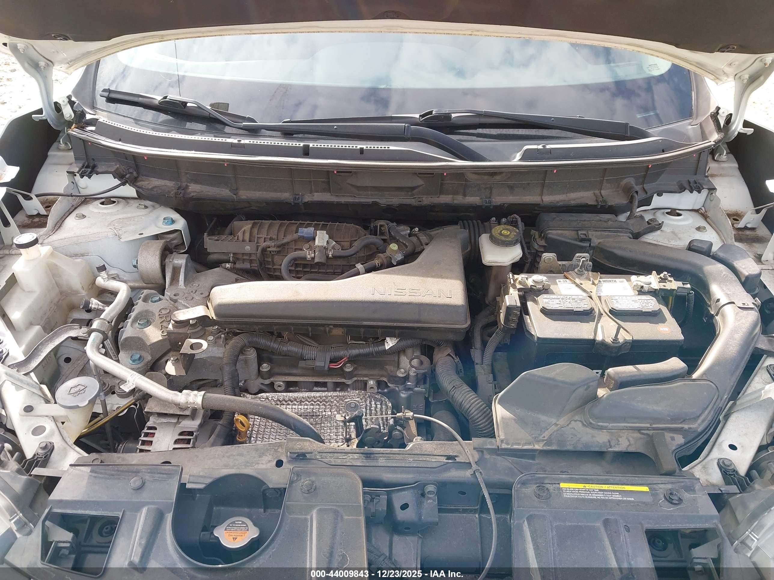 NISSAN ROGUE image 10
