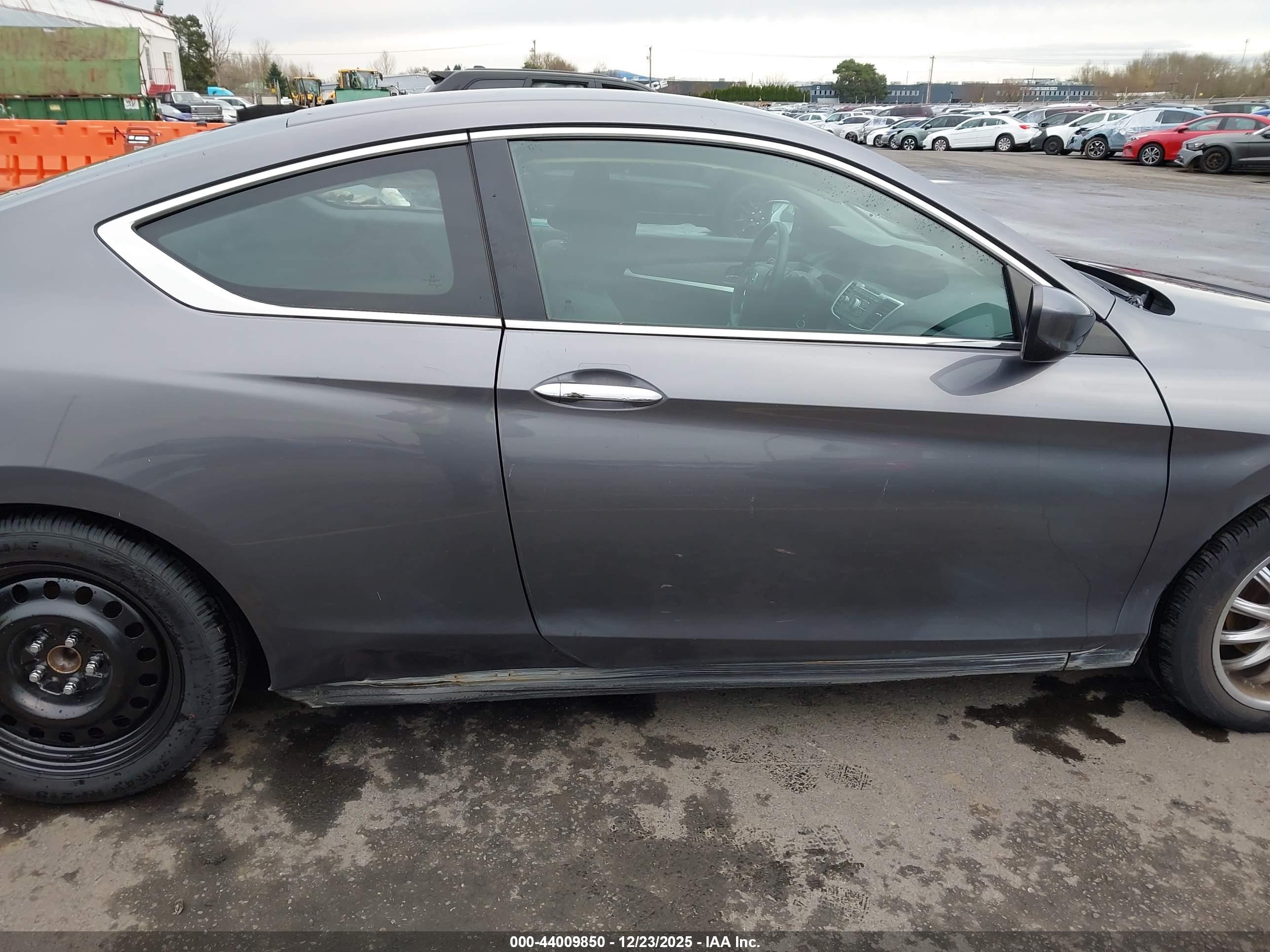 HONDA ACCORD image 6