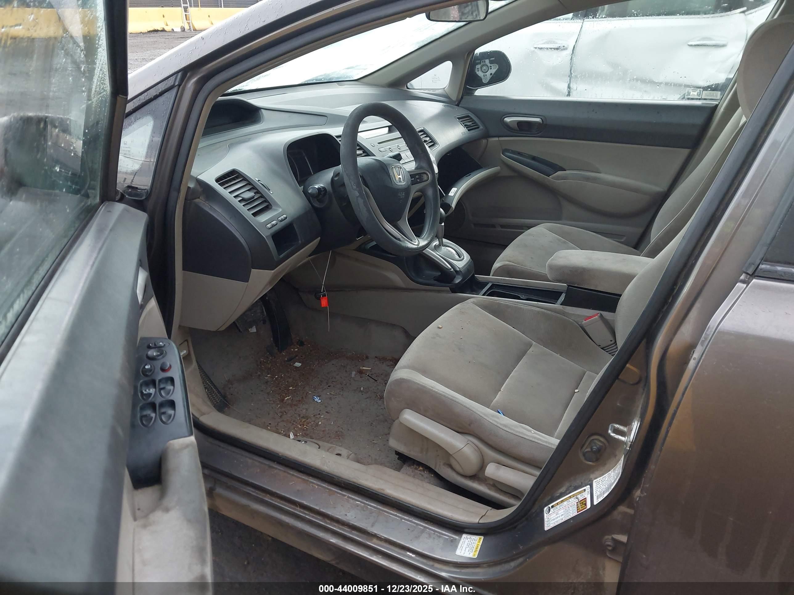 HONDA CIVIC image 5