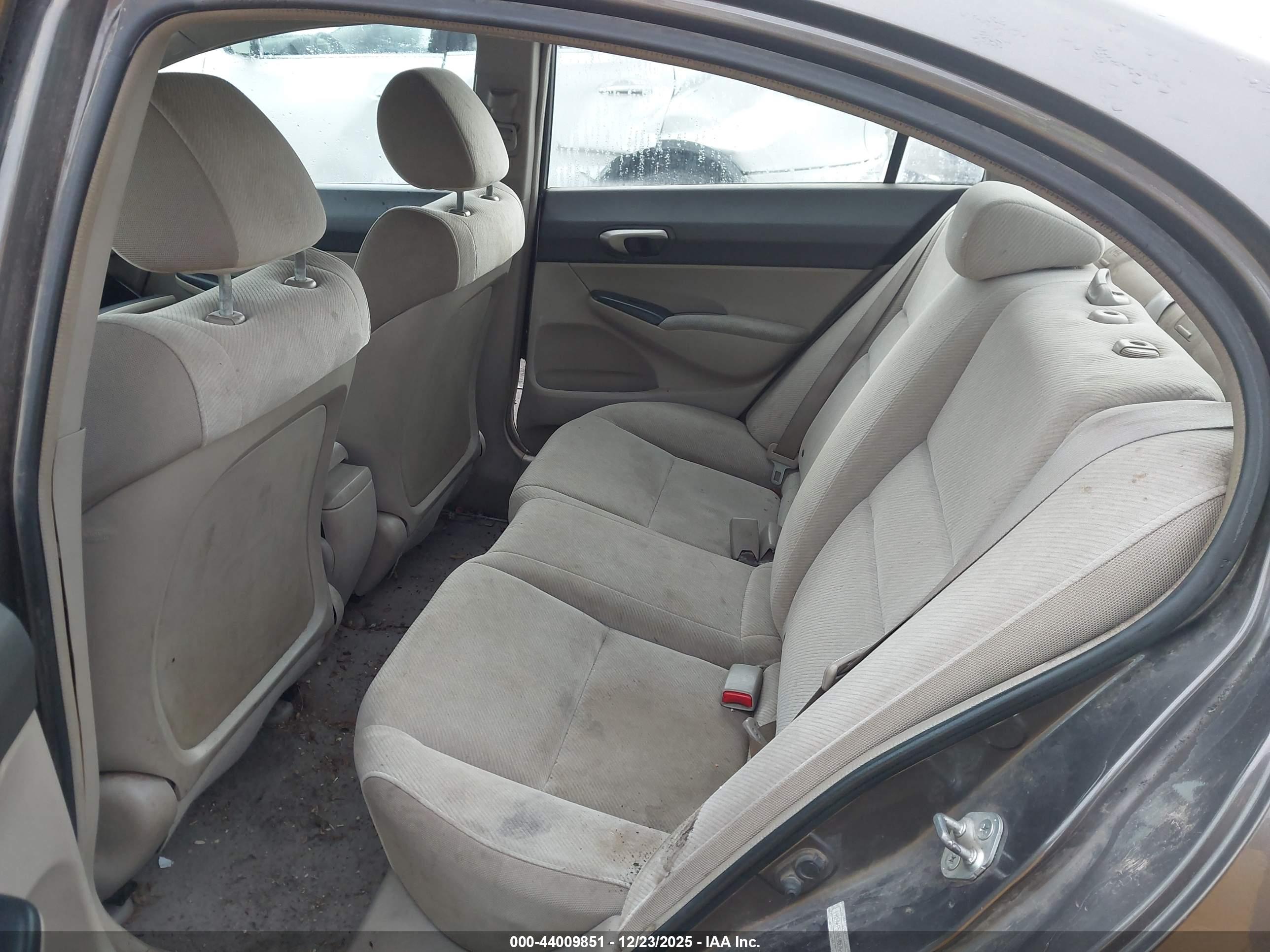 HONDA CIVIC image 8