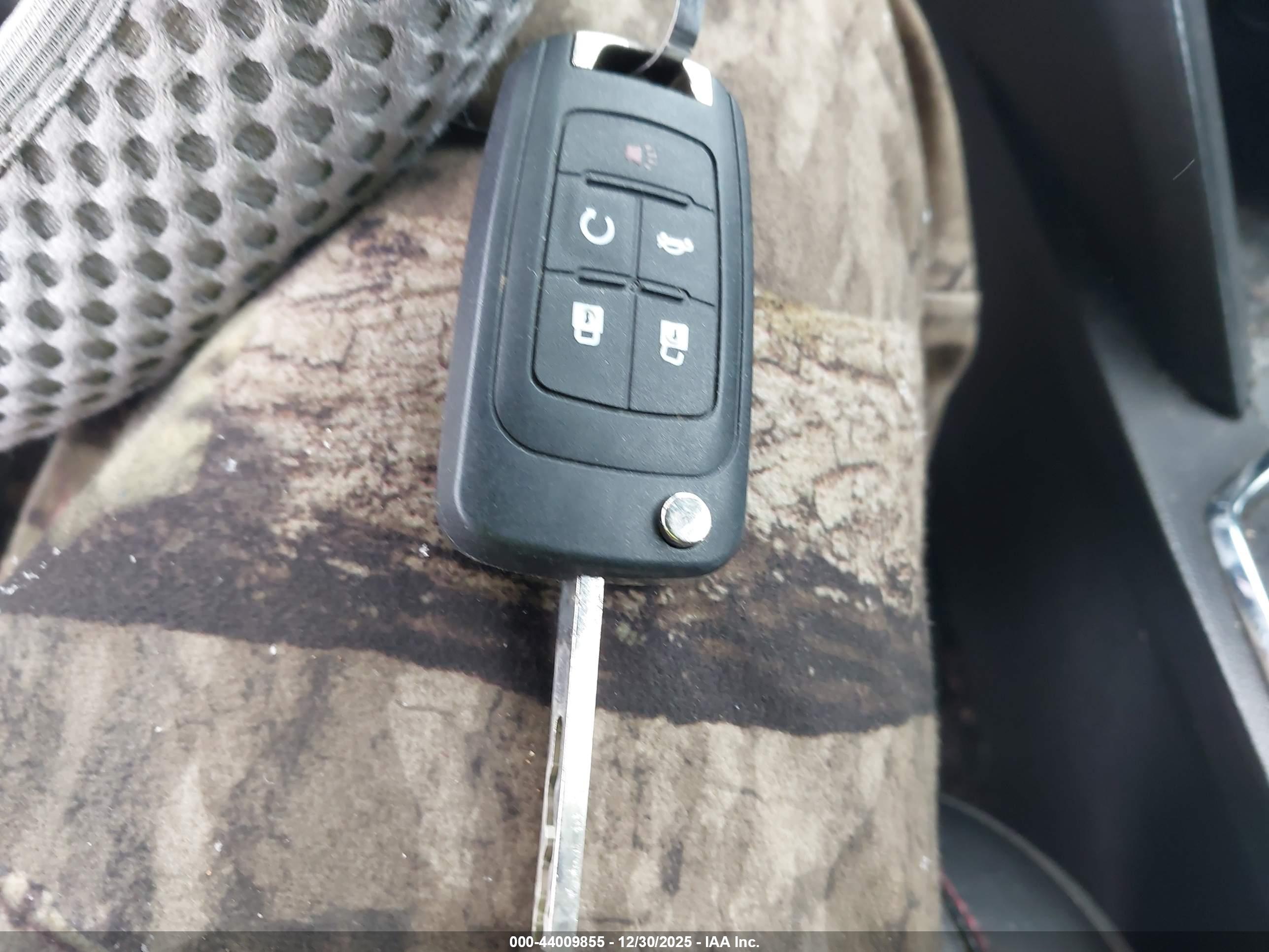 CHEVROLET EQUINOX image 11