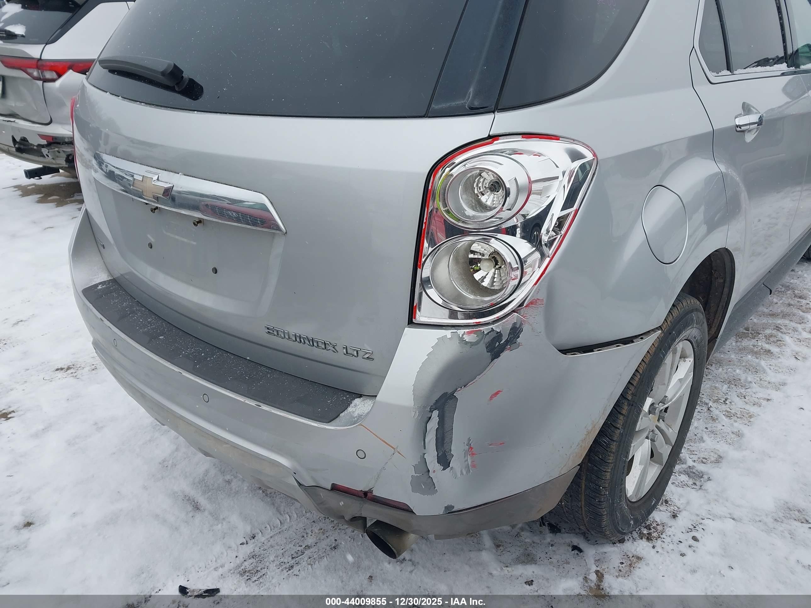 CHEVROLET EQUINOX image 6