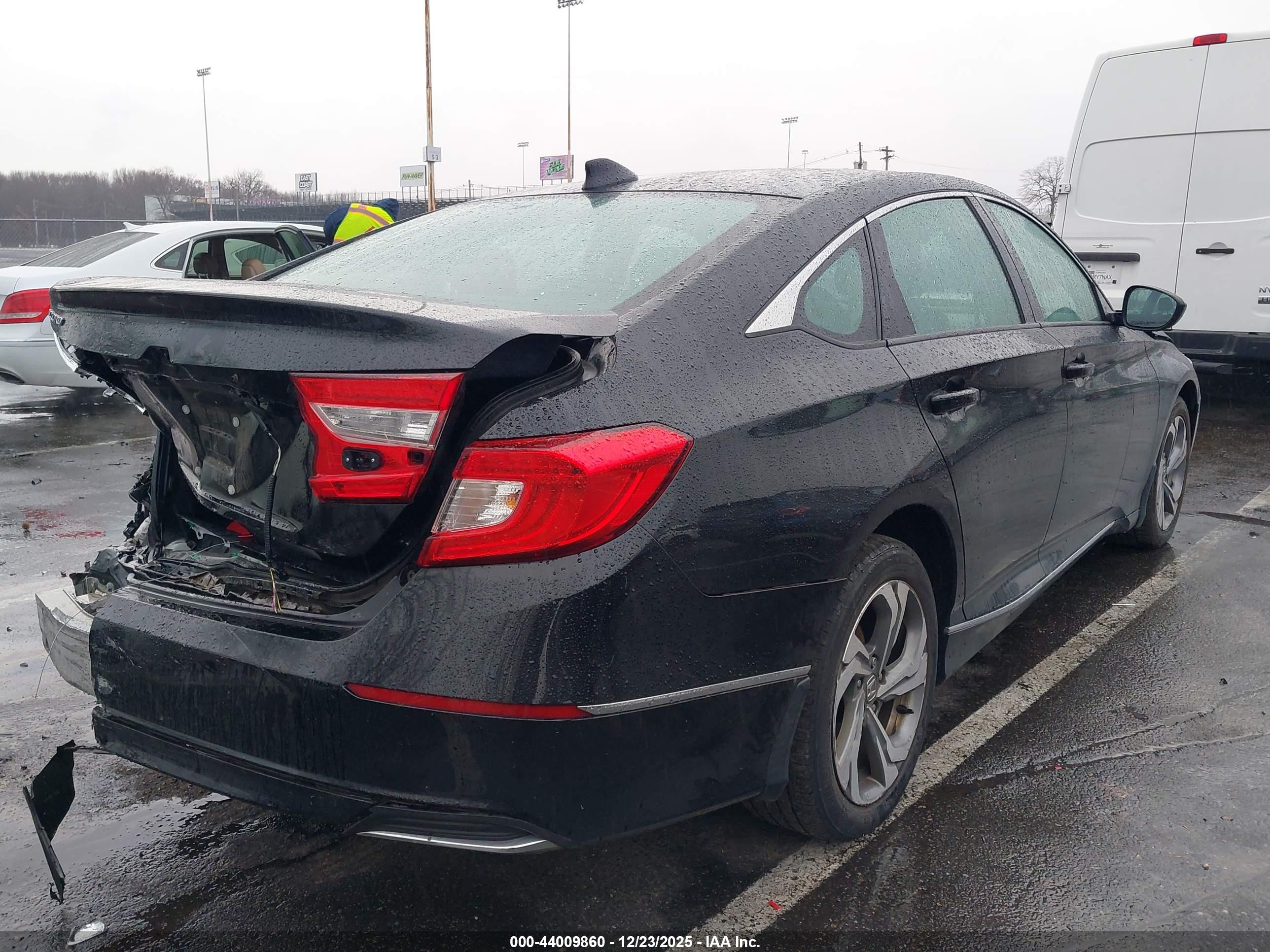 HONDA ACCORD image 4