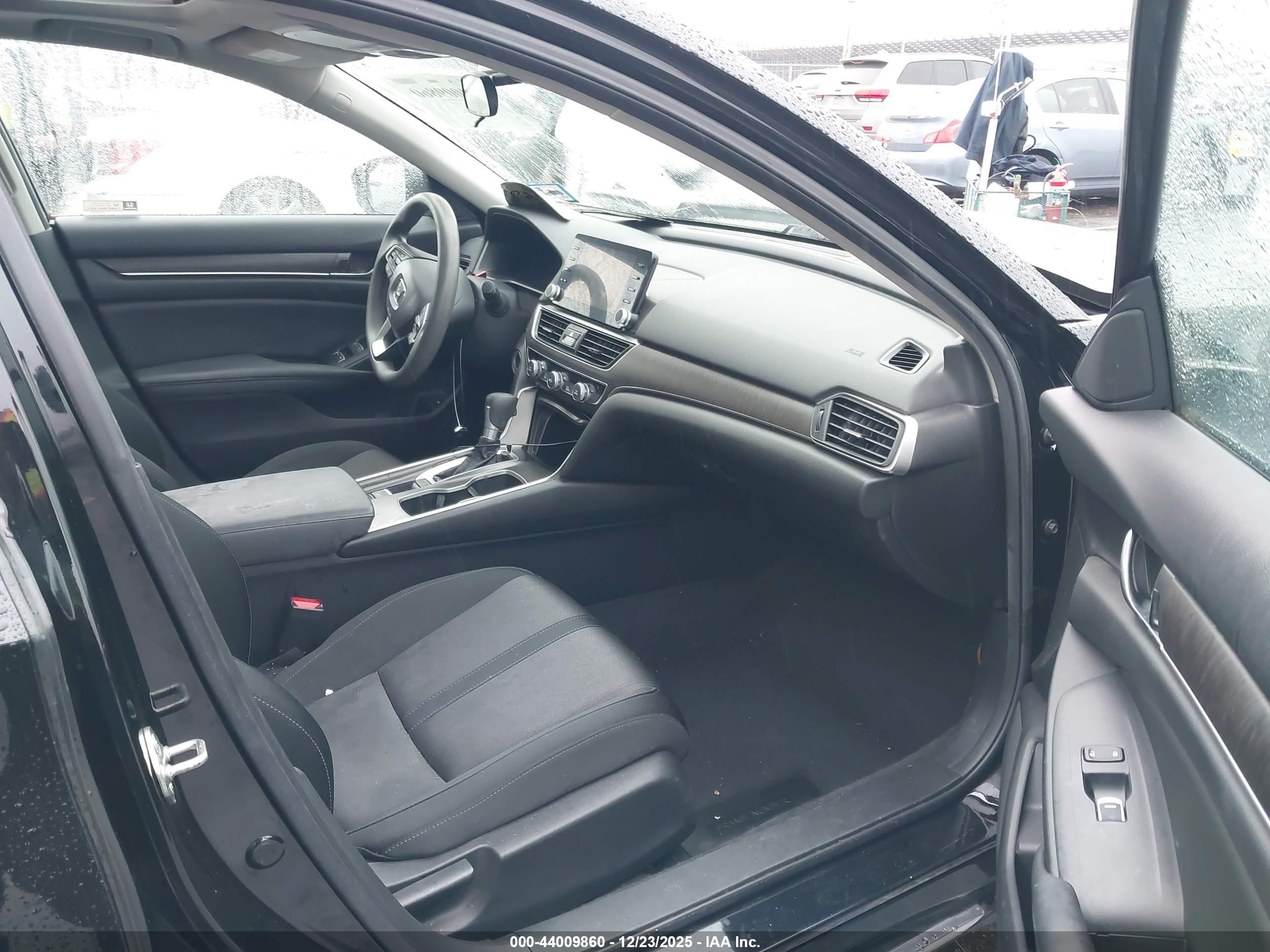 HONDA ACCORD image 5