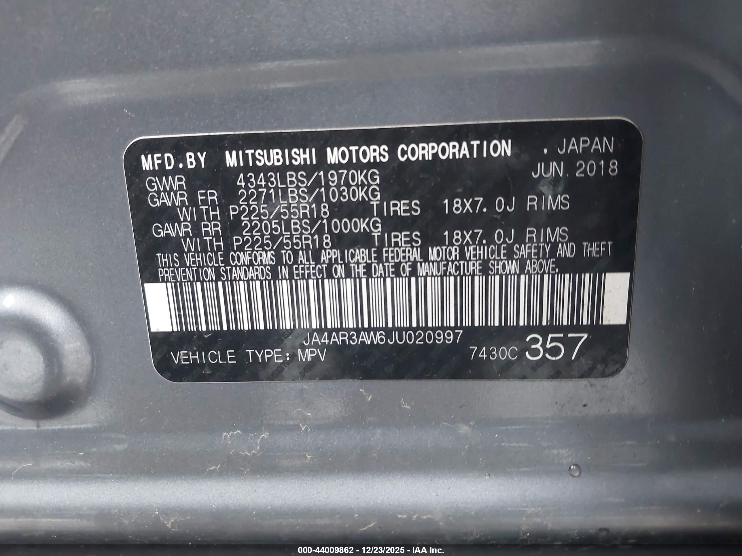 MITSUBISHI OUTLANDER image 9