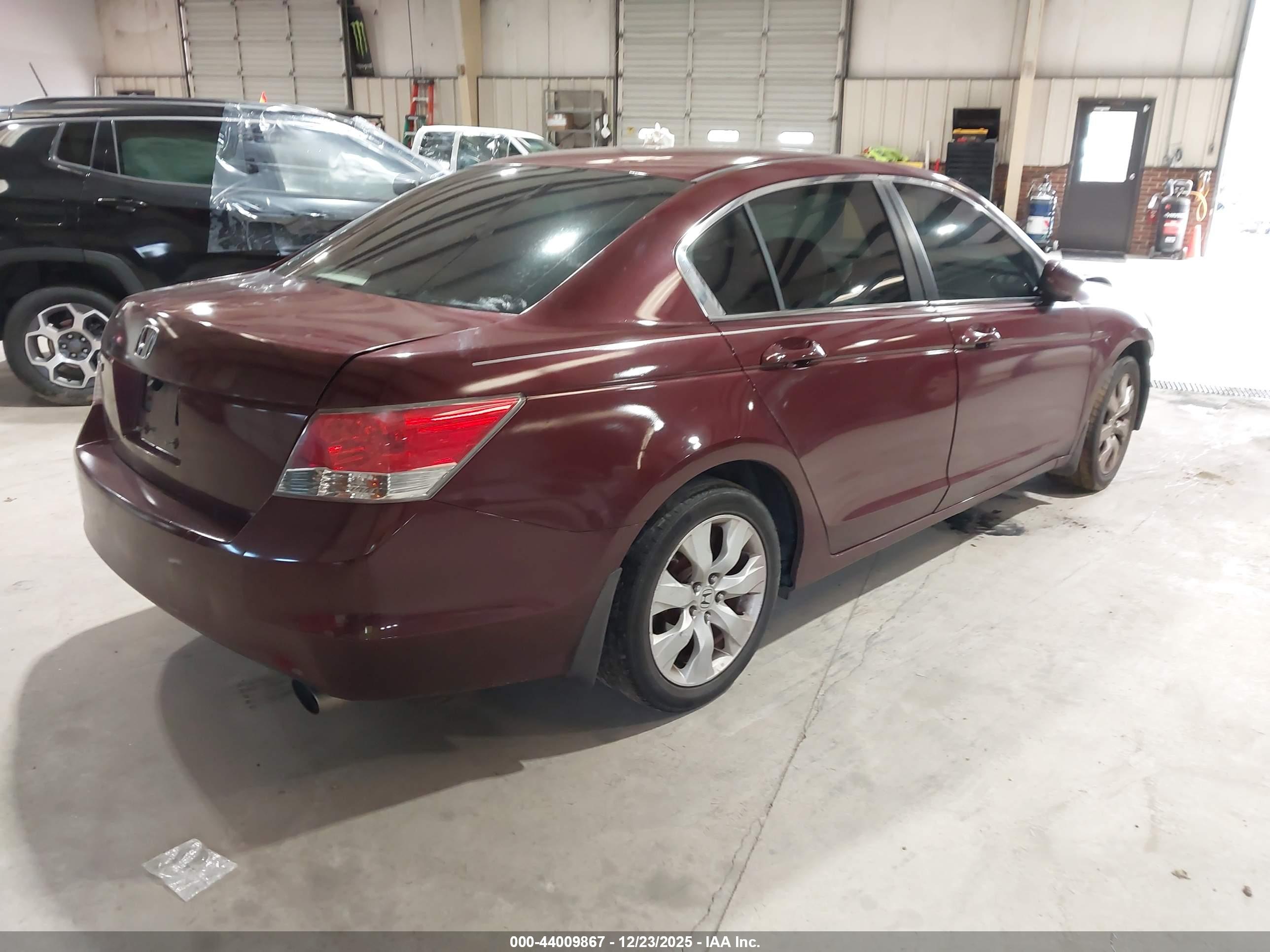 HONDA ACCORD image 4