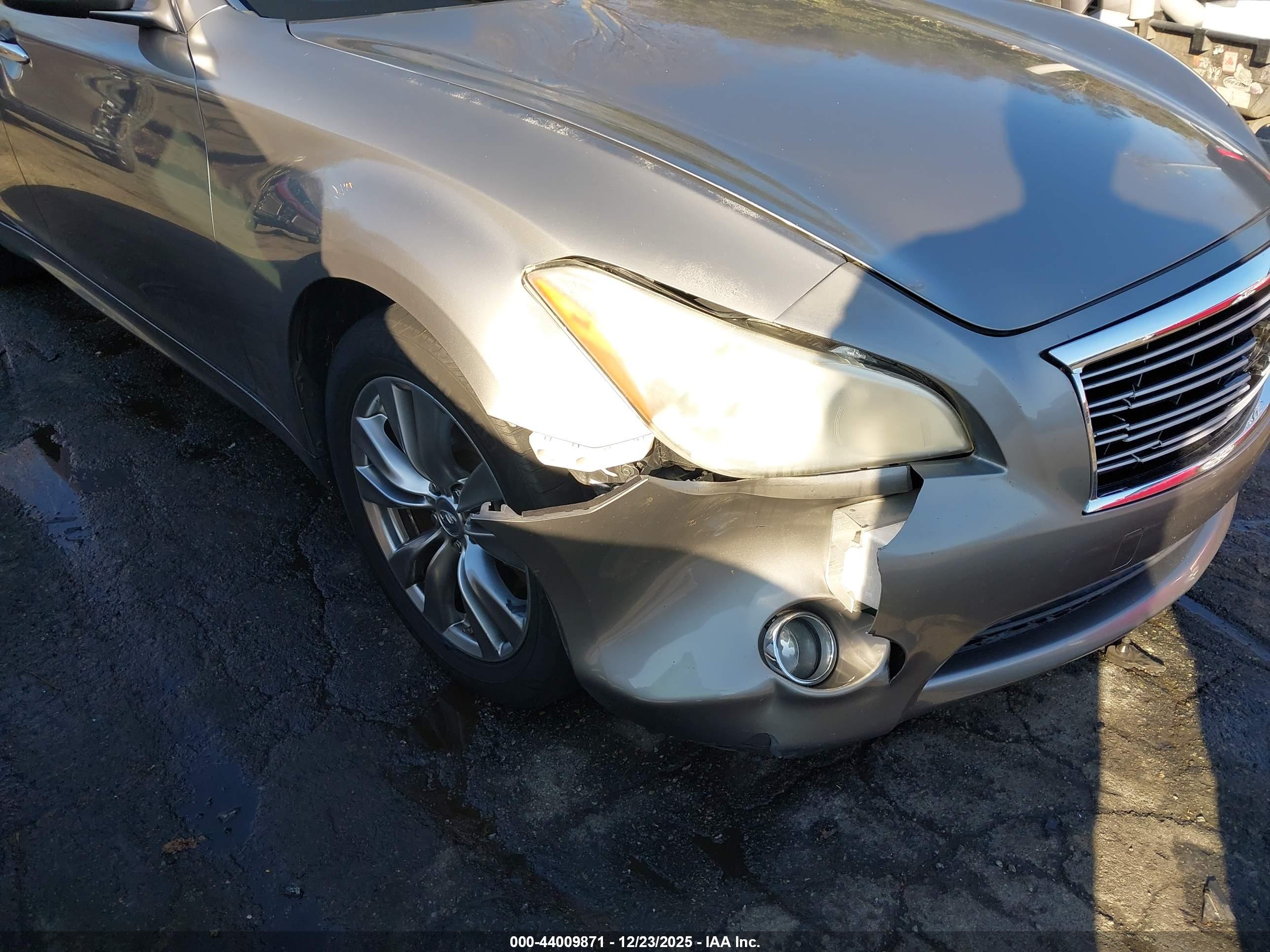 INFINITI M37 image 6