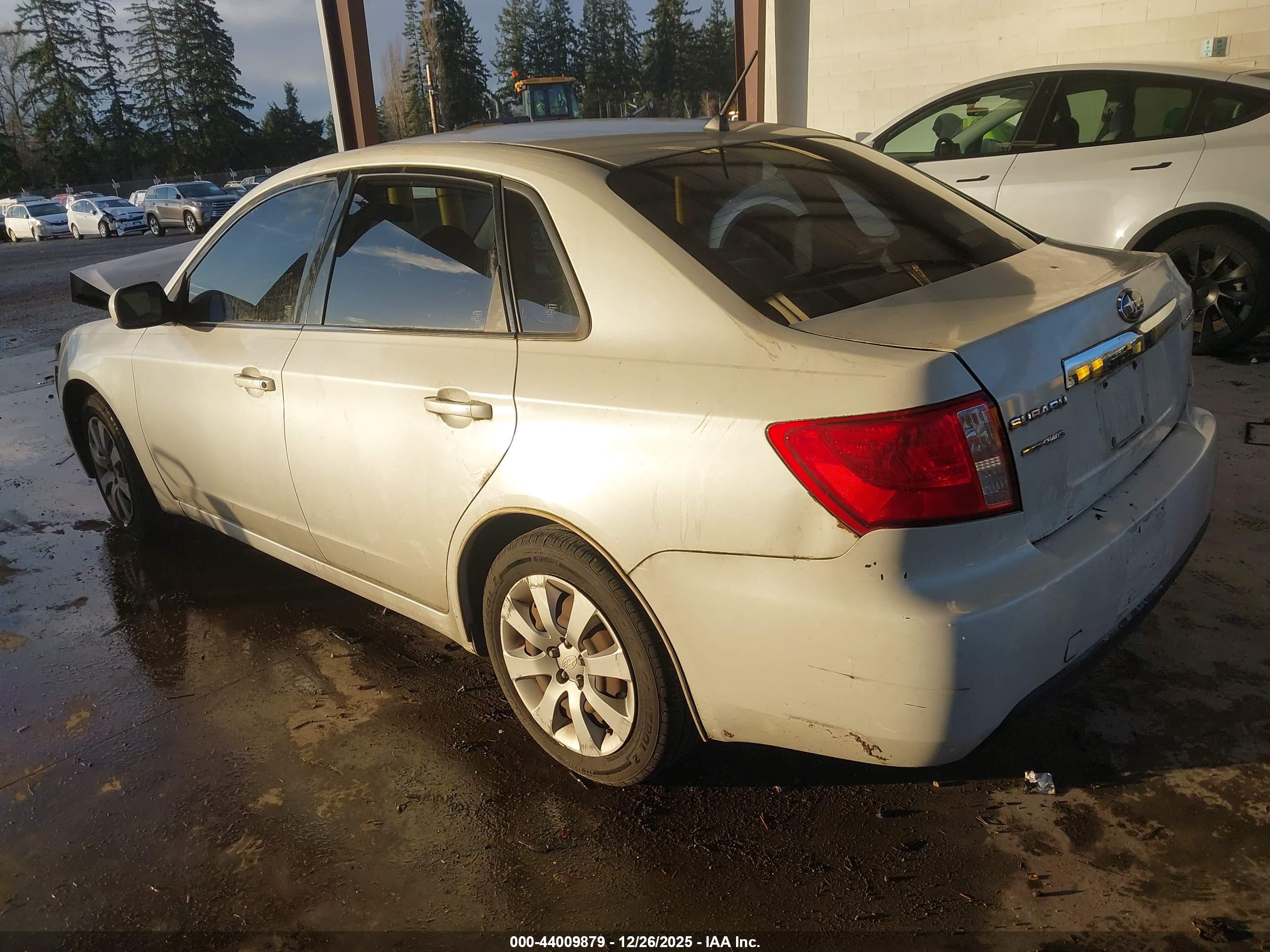 SUBARU IMPREZA image 3