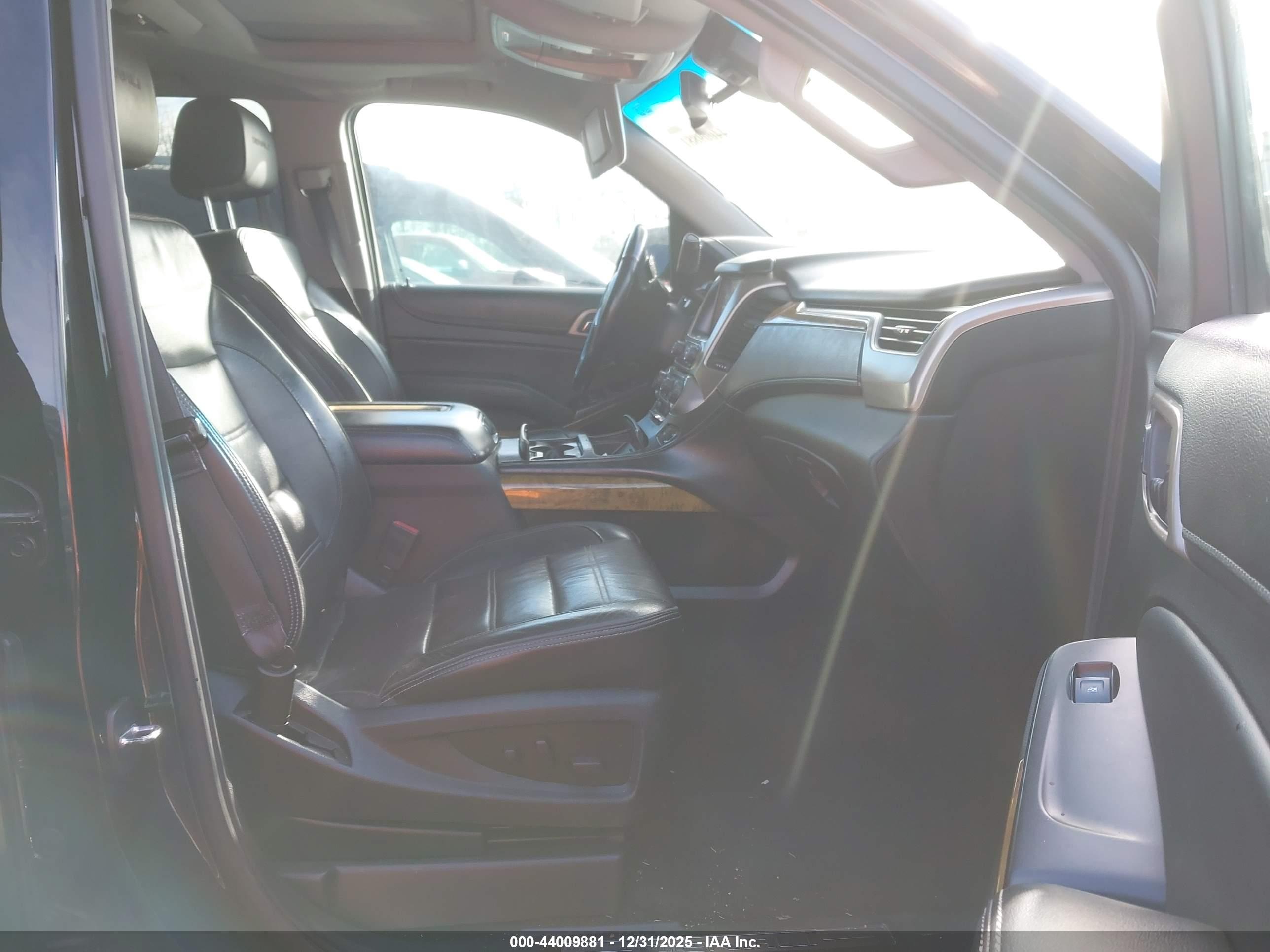 GMC YUKON image 5