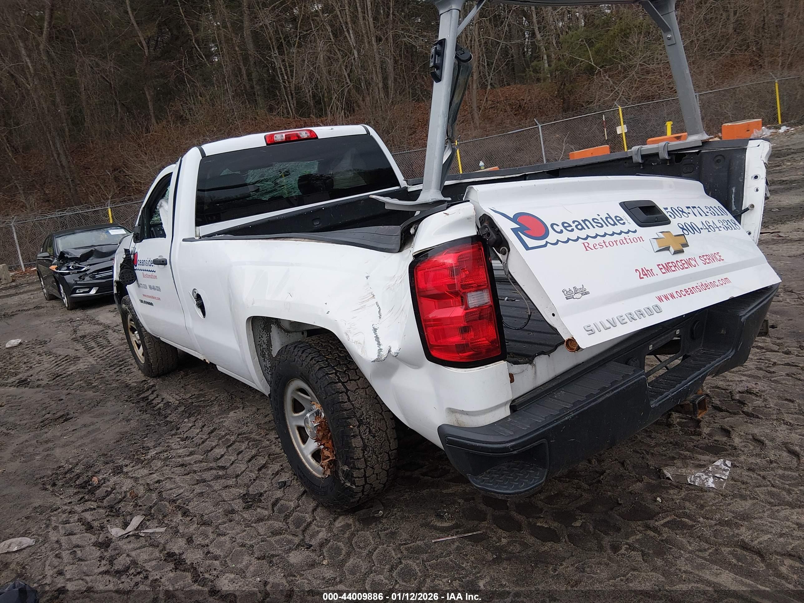 CHEVROLET SILVERADO image 3