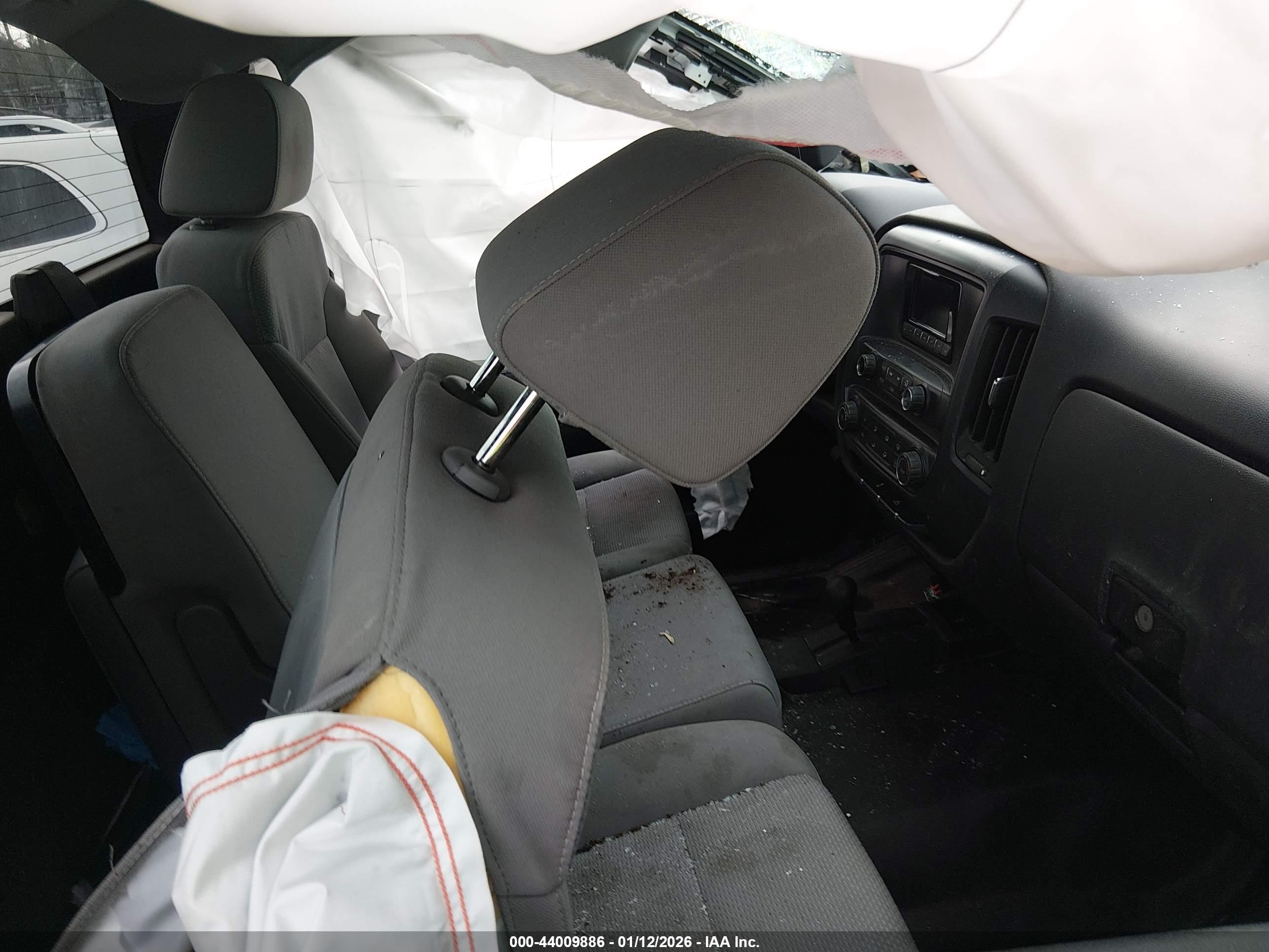 CHEVROLET SILVERADO image 5