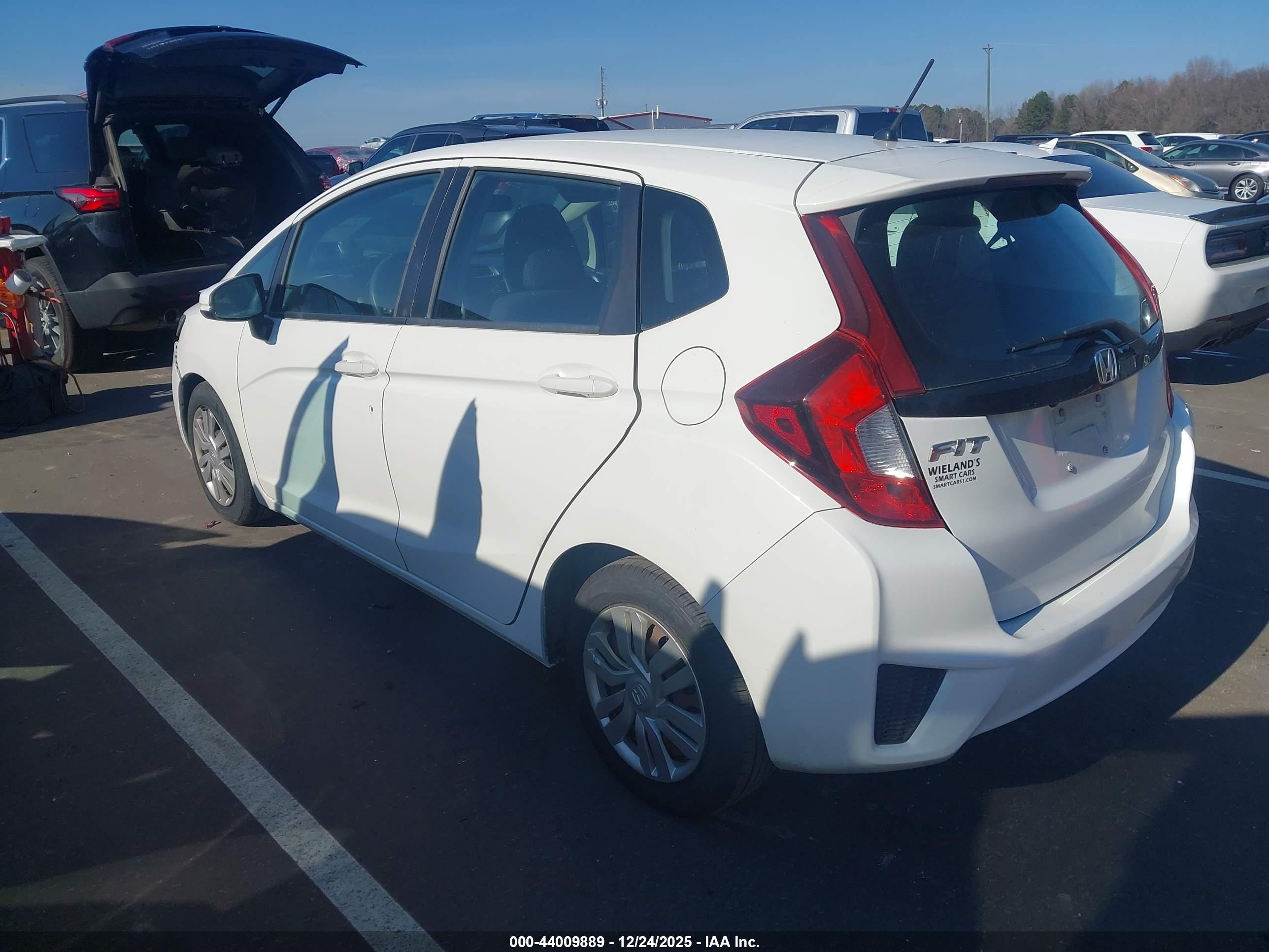HONDA FIT image 3