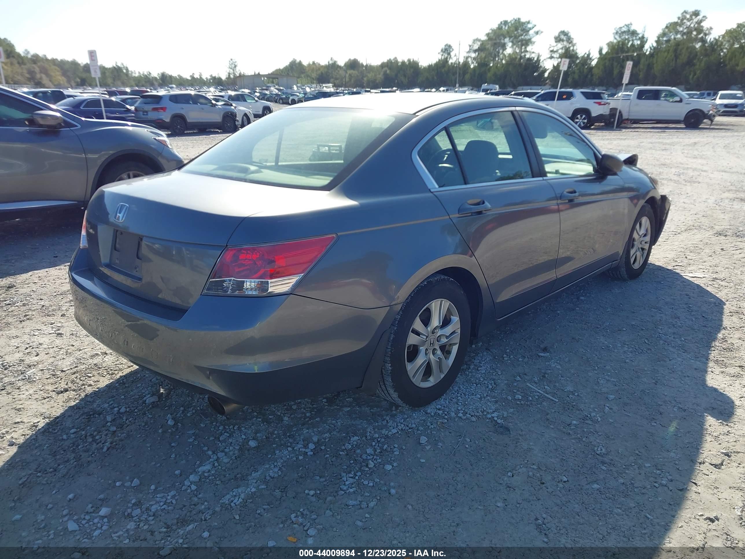 HONDA ACCORD image 4