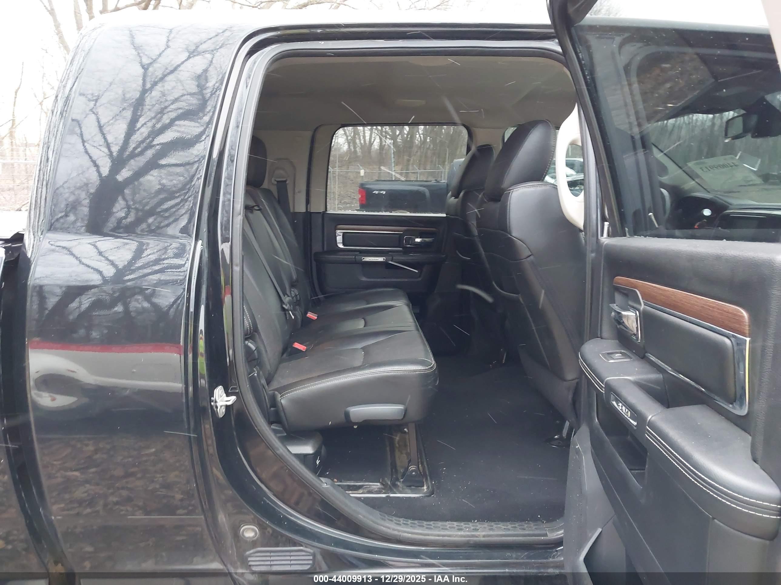 RAM 3500 image 7