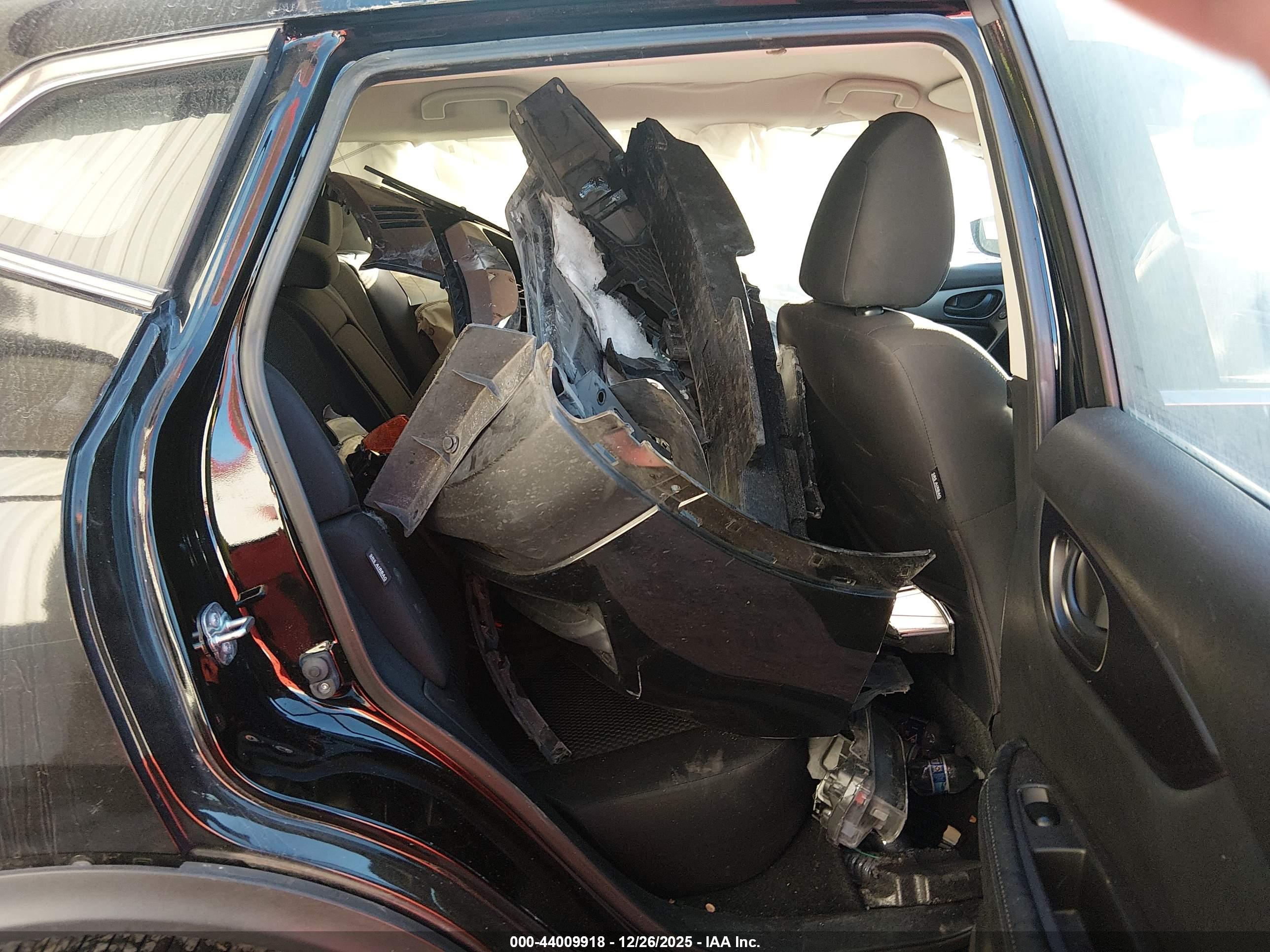NISSAN ROGUE image 8