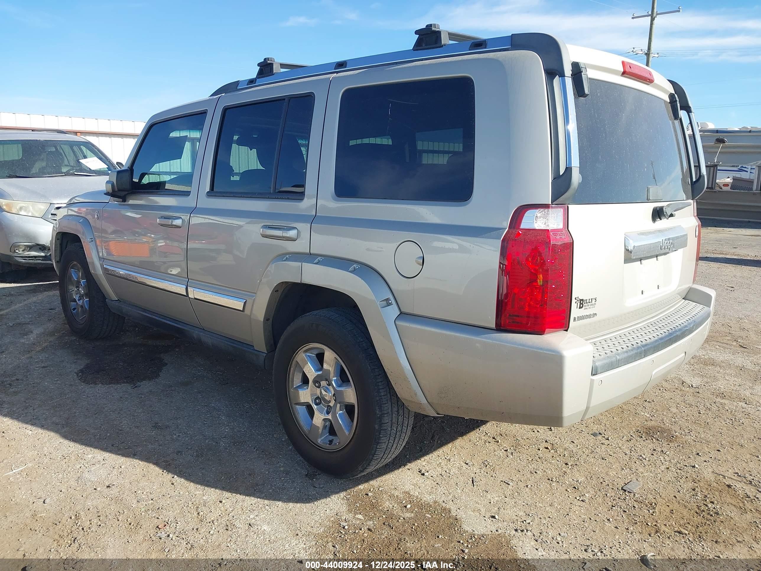 JEEP COMMANDER image 3